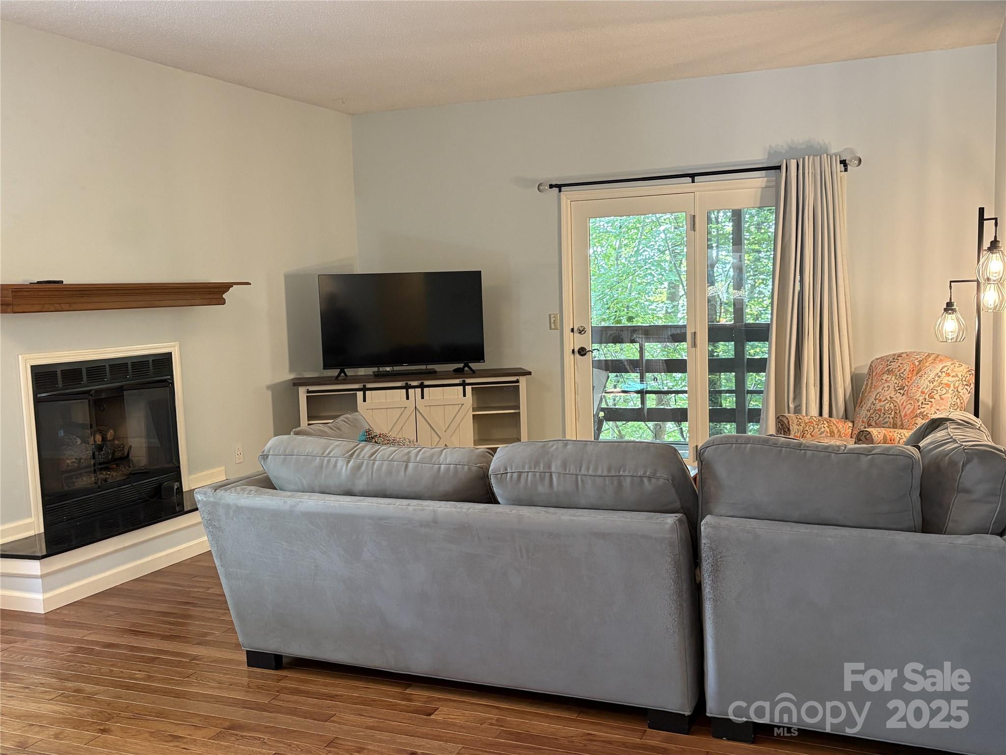 305 Piney Mountain Drive R1 Property Photo 17