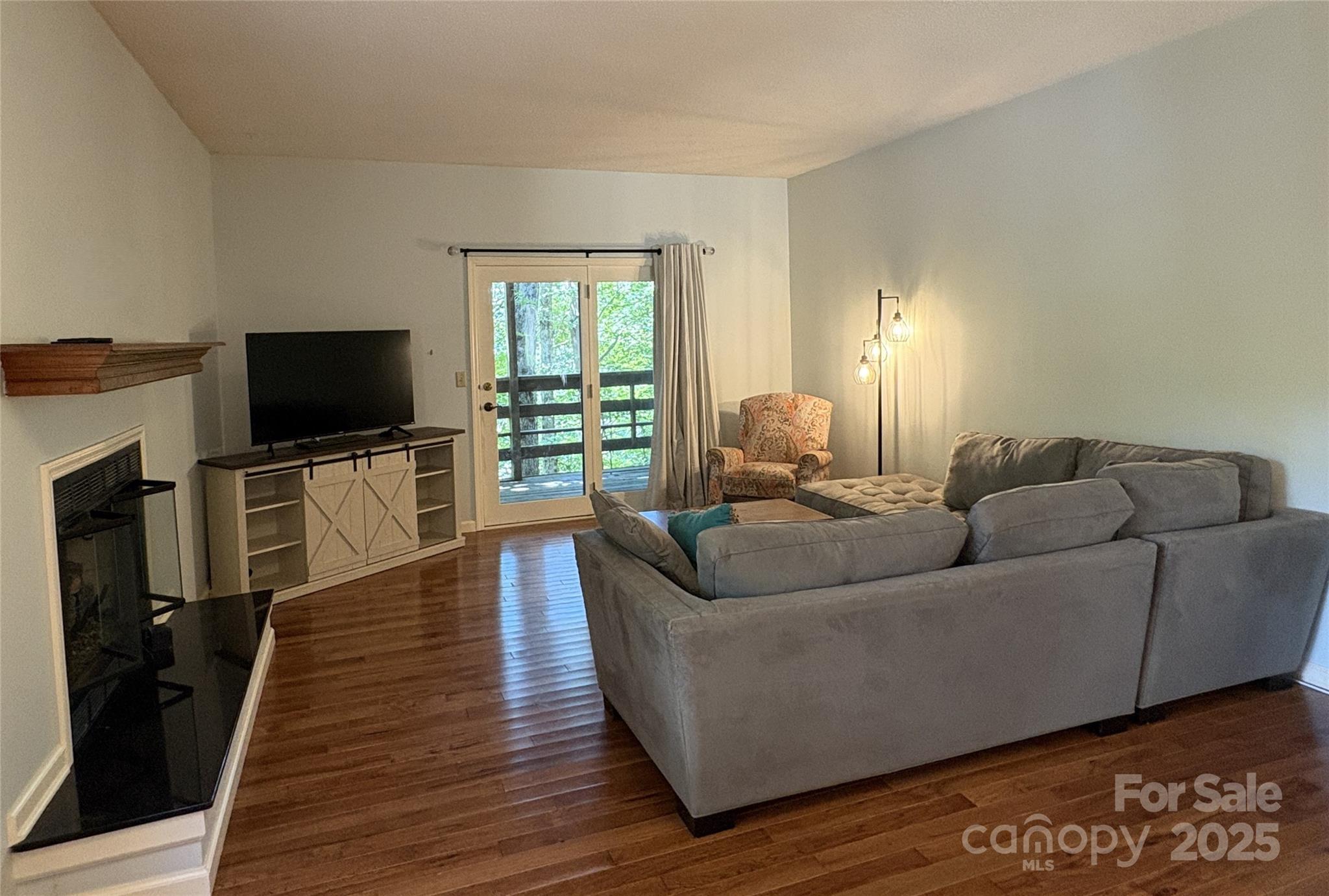 305 Piney Mountain Drive R1 Property Photo 18