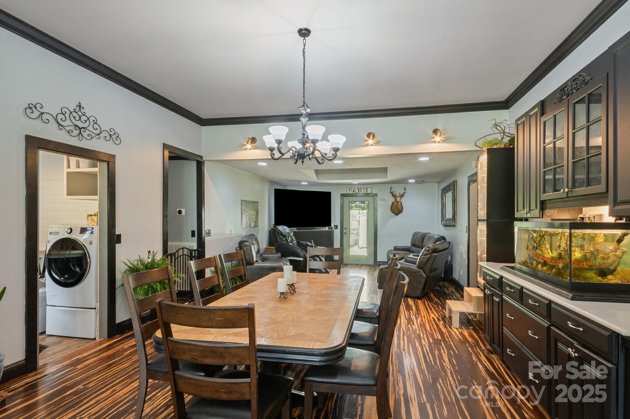 4107 Sandy Plains Road Property Photo 2