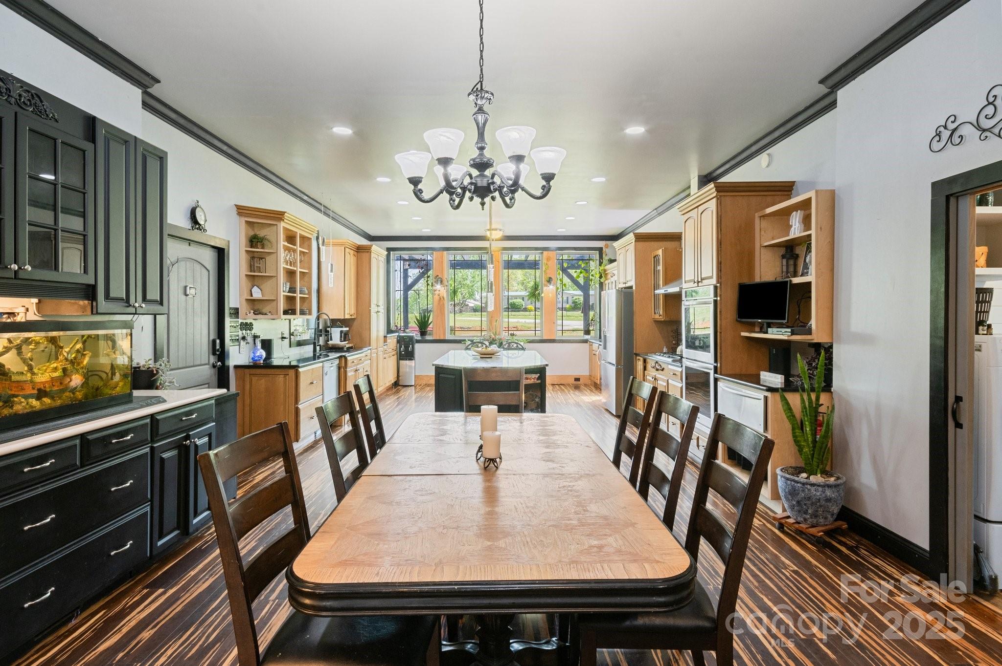 4107 Sandy Plains Road Property Photo 4