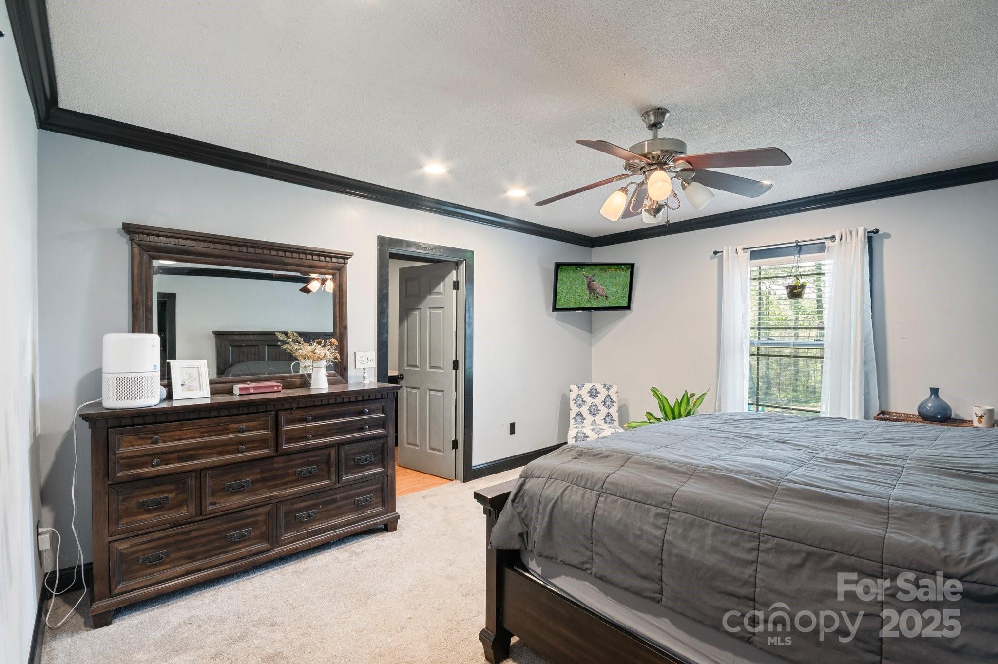 4107 Sandy Plains Road Property Photo 13