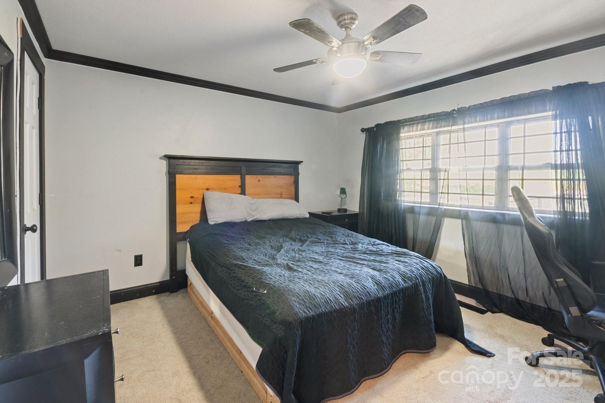 4107 Sandy Plains Road Property Photo 20