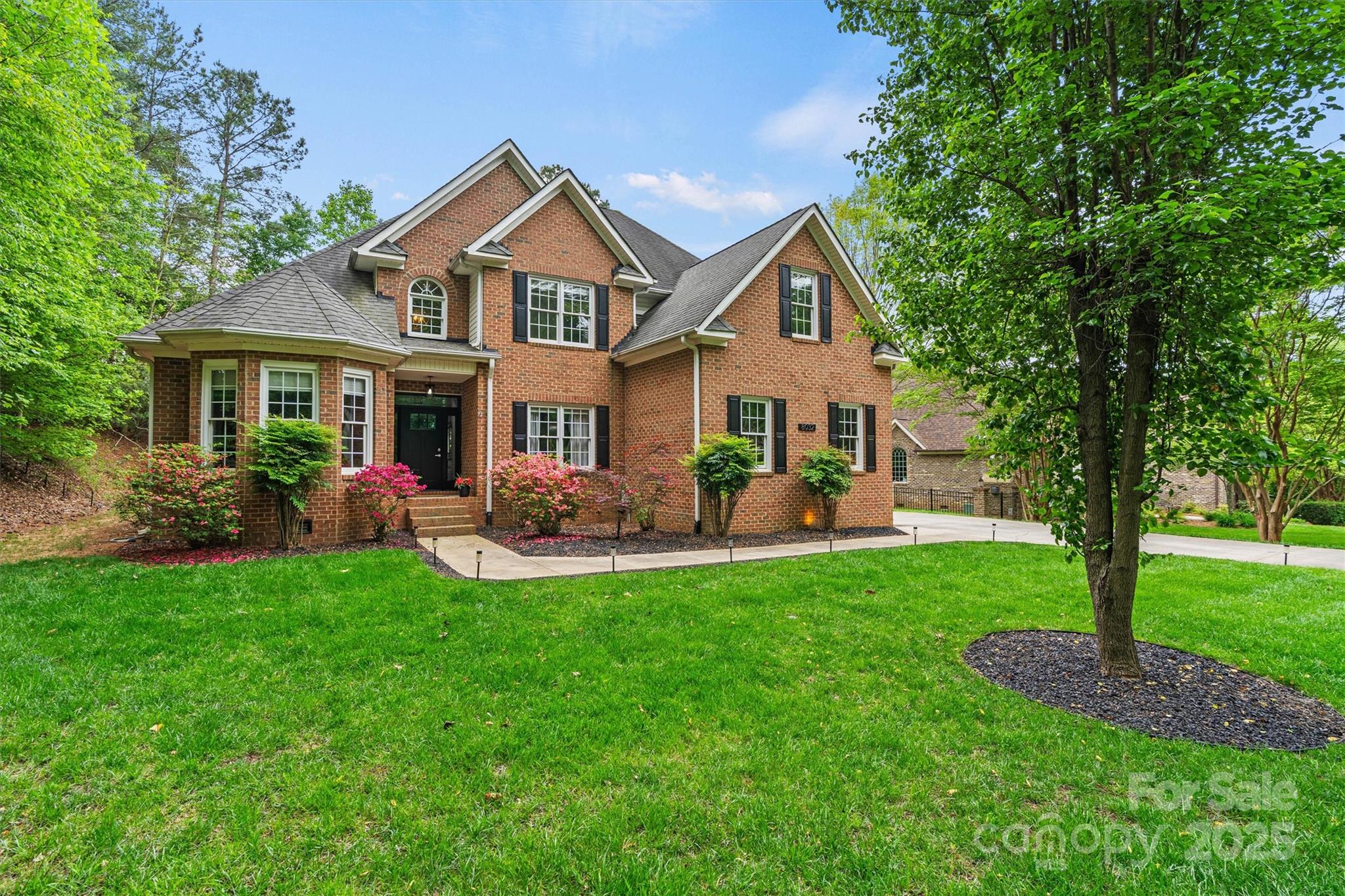 8032 Turnberry Lane Property Photo