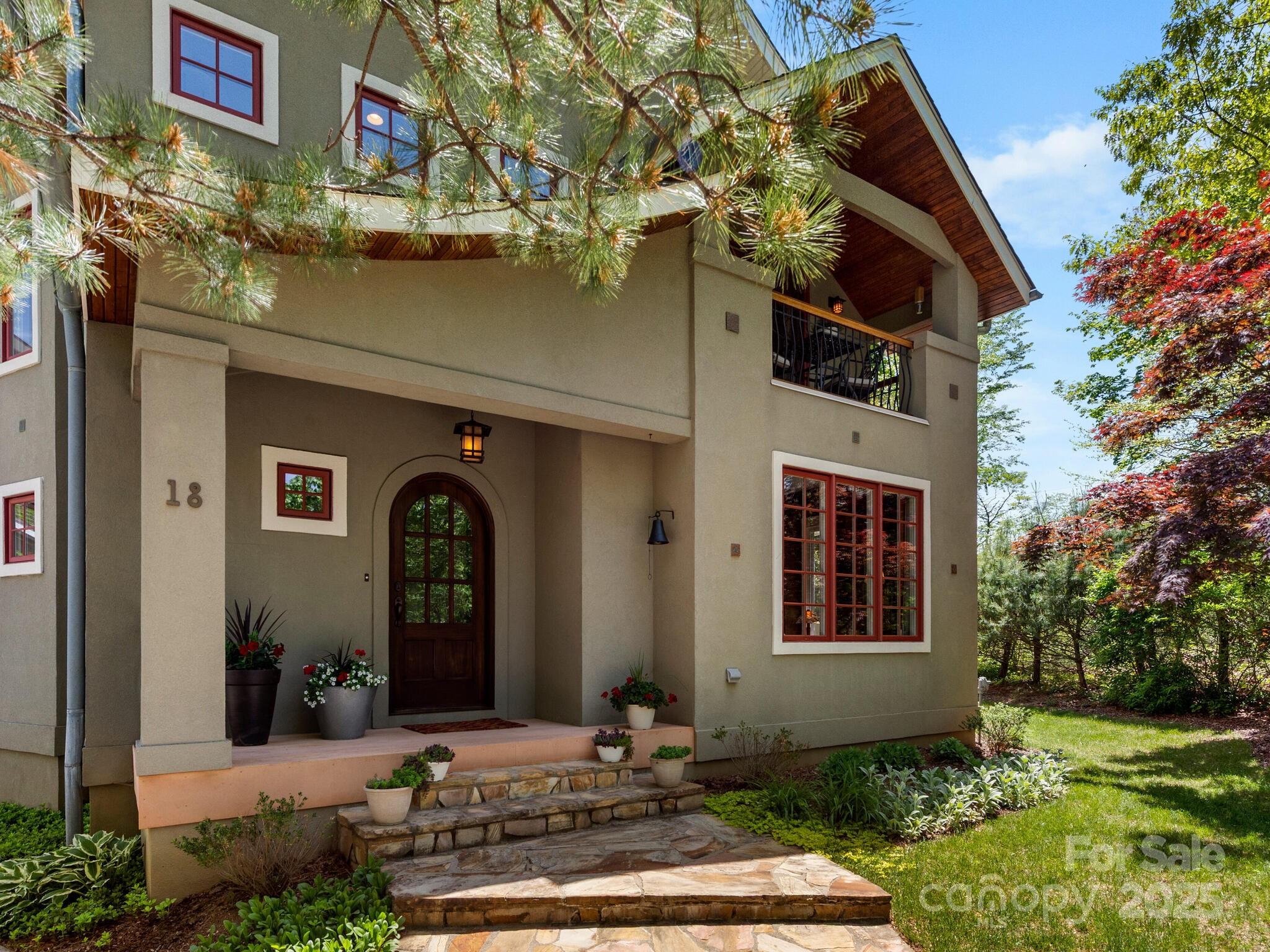 18 Ozark Spring Lane Property Photo 2