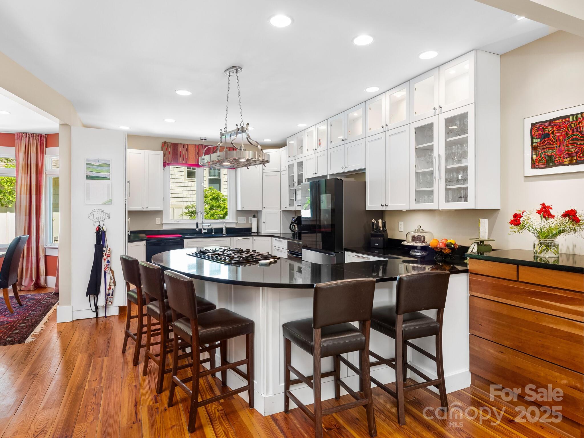 18 Ozark Spring Lane Property Photo 8