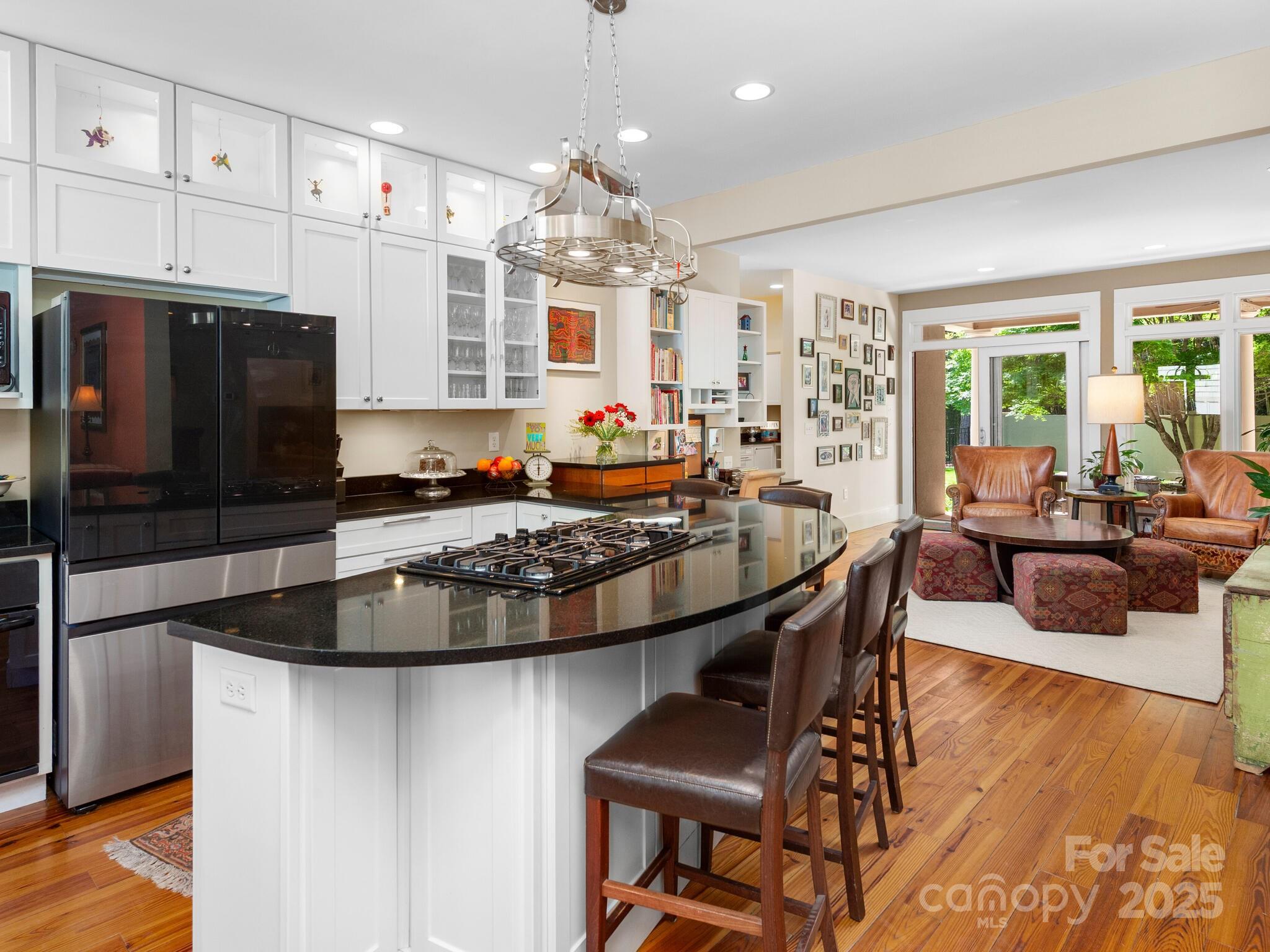 18 Ozark Spring Lane Property Photo 9