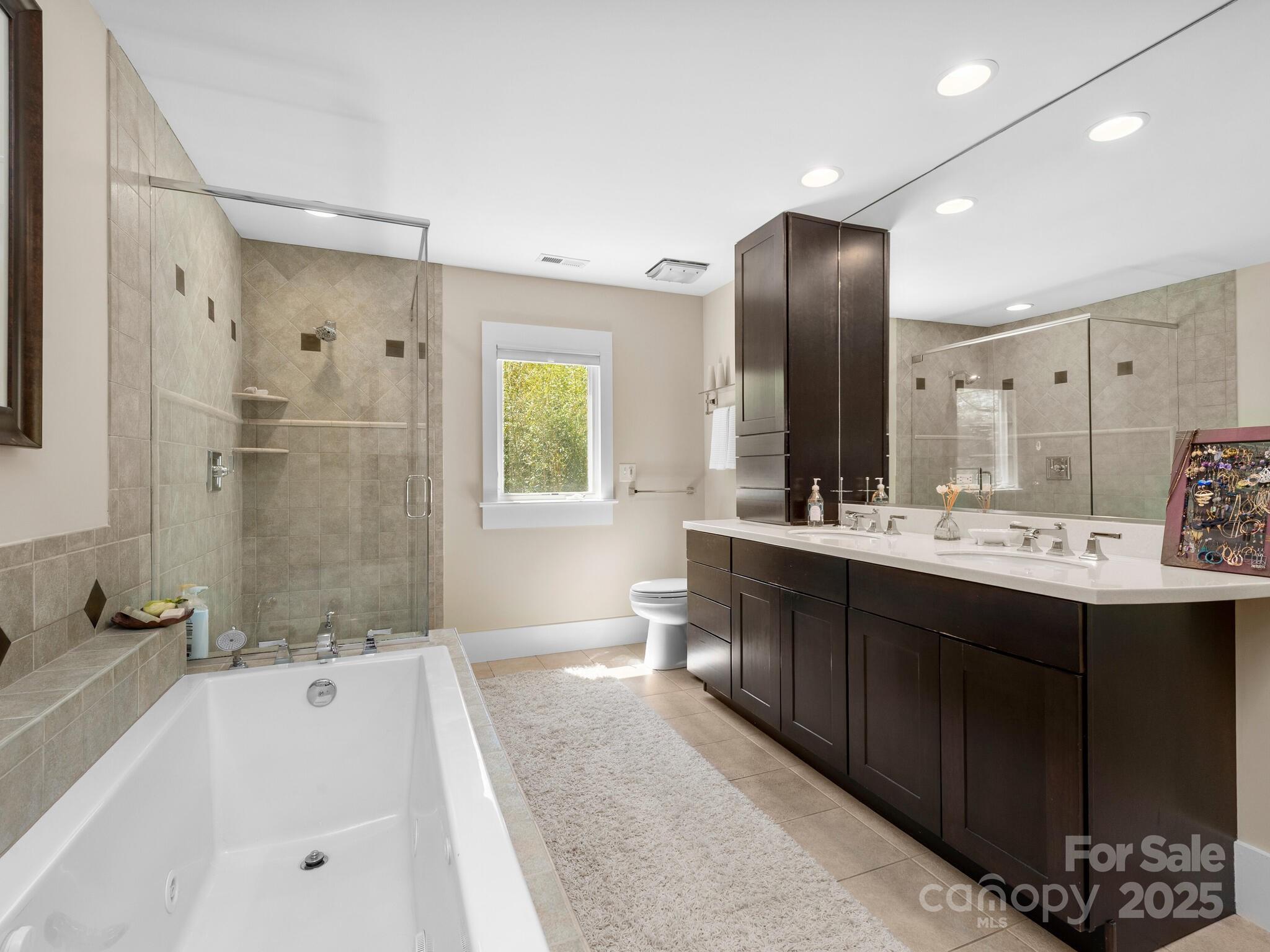 18 Ozark Spring Lane Property Photo 24