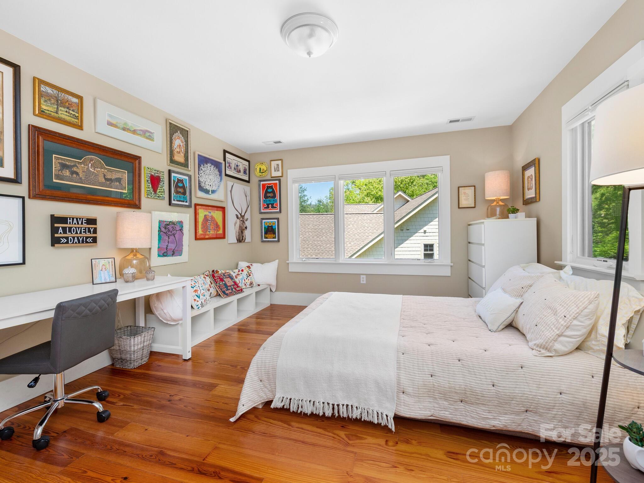 18 Ozark Spring Lane Property Photo 28