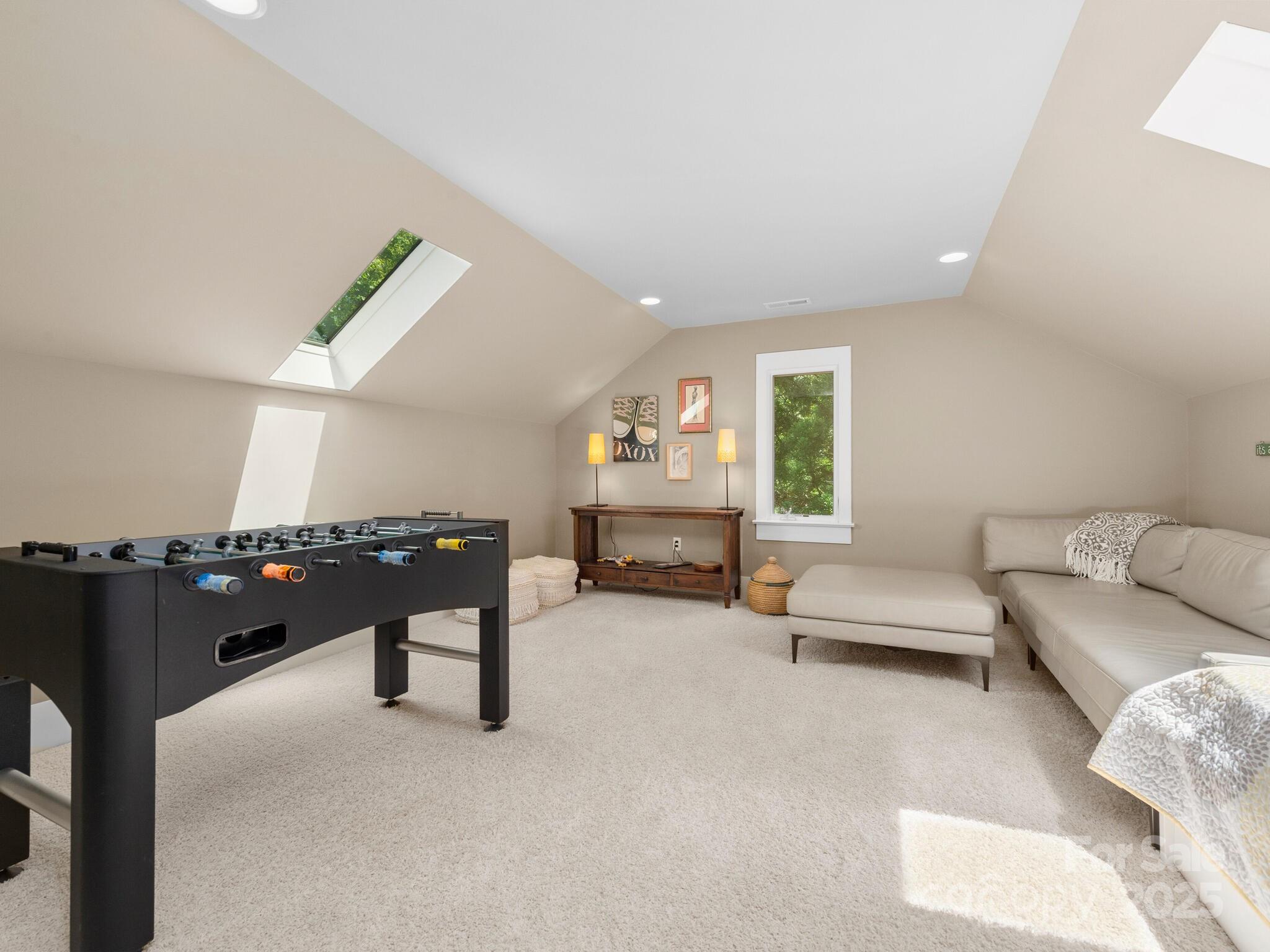 18 Ozark Spring Lane Property Photo 30