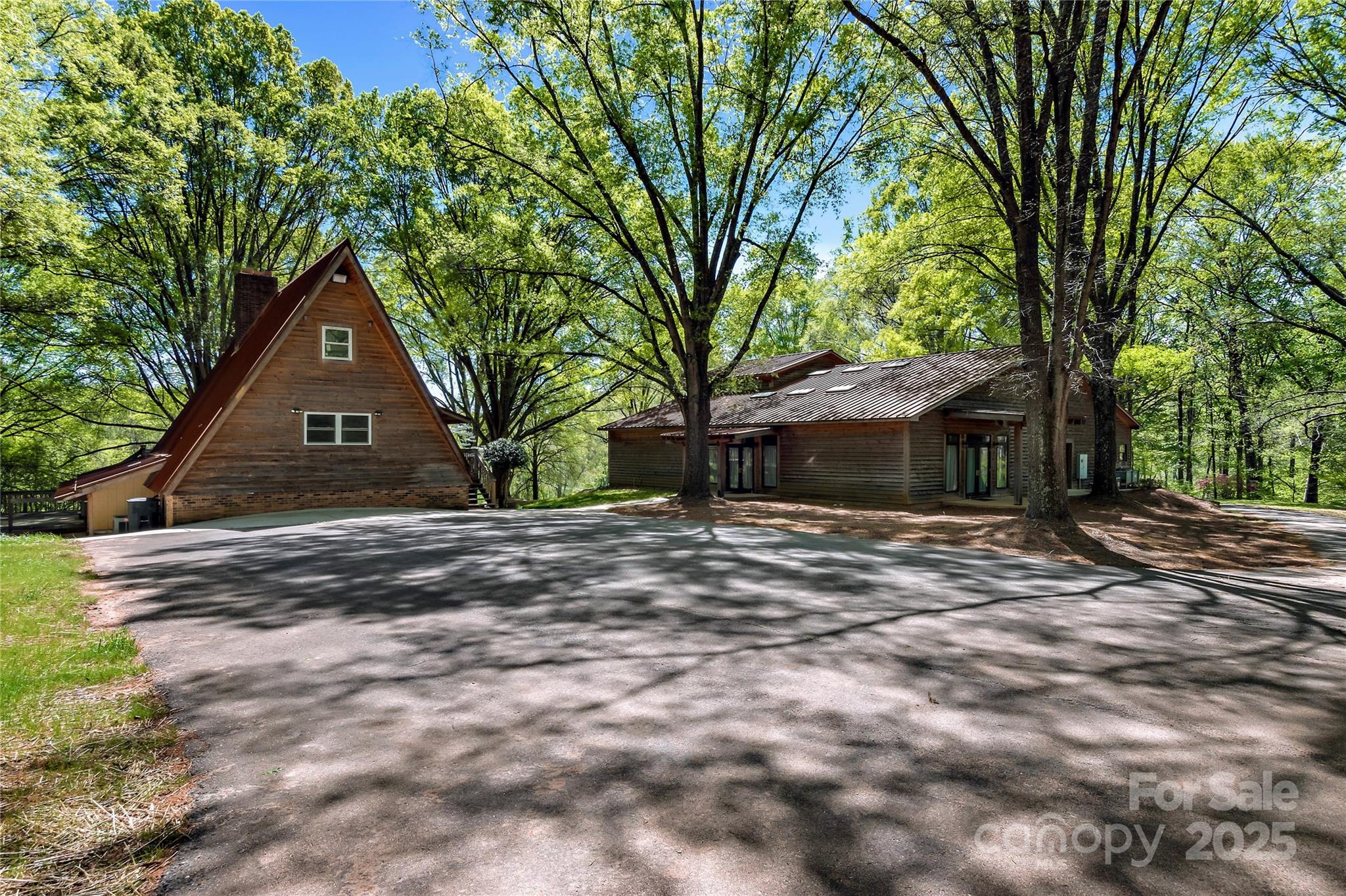 2950 Beroth Road Property Photo