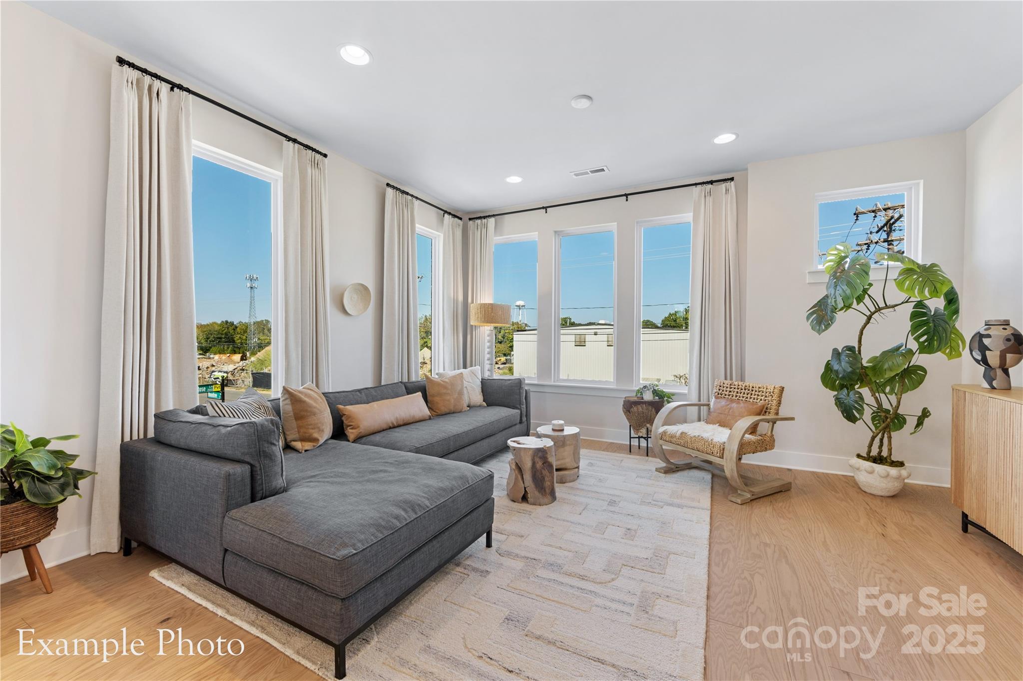 138 Red Azalea Lane 24 Property Photo 6