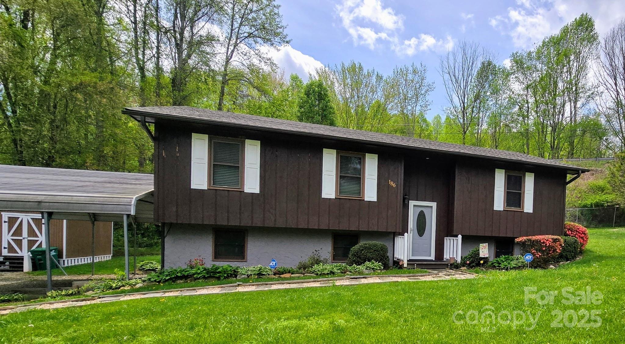 186 Brookshire Road Property Photo 1