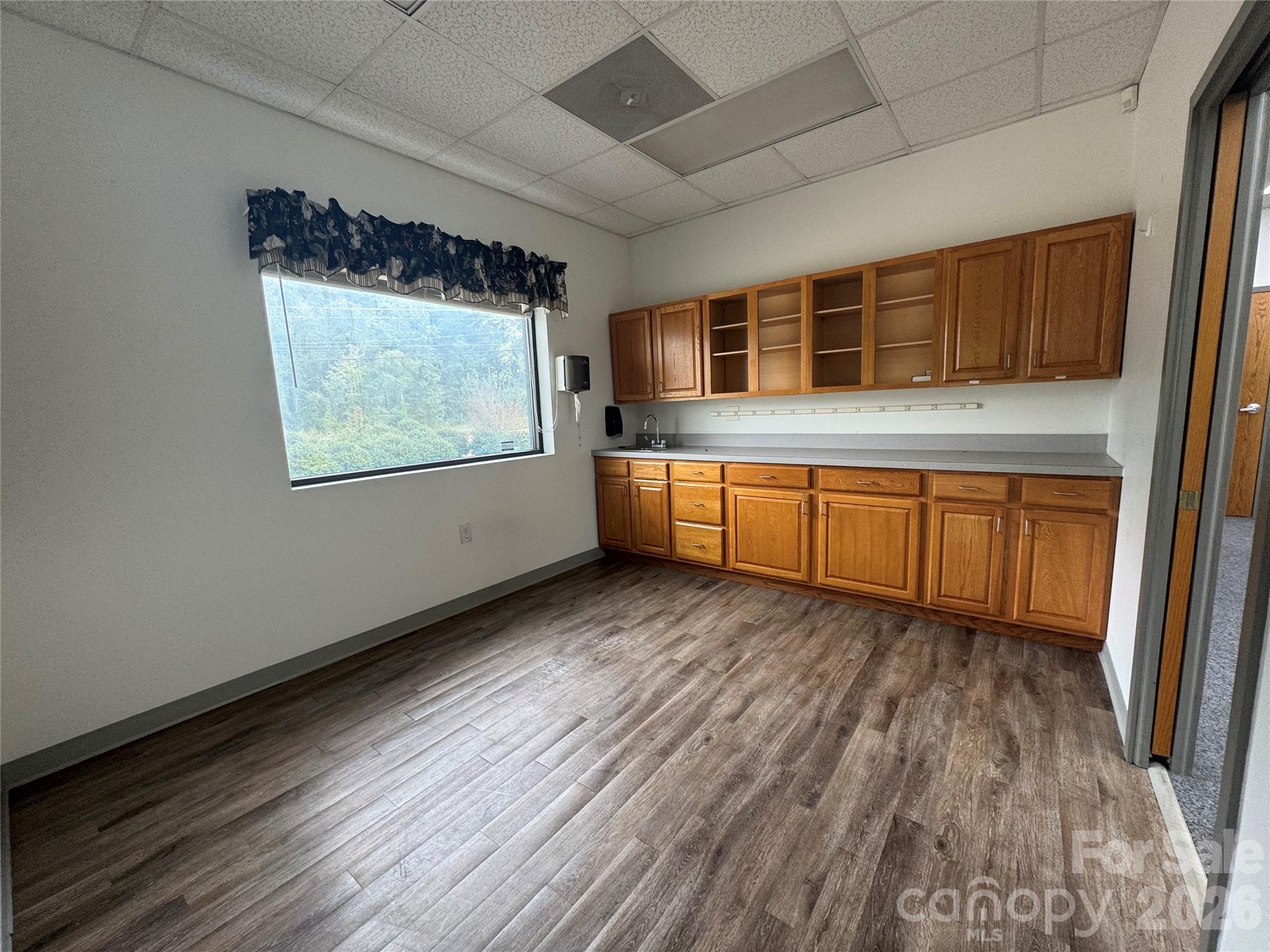 1007 Creekside Medical Drive Property Photo 6