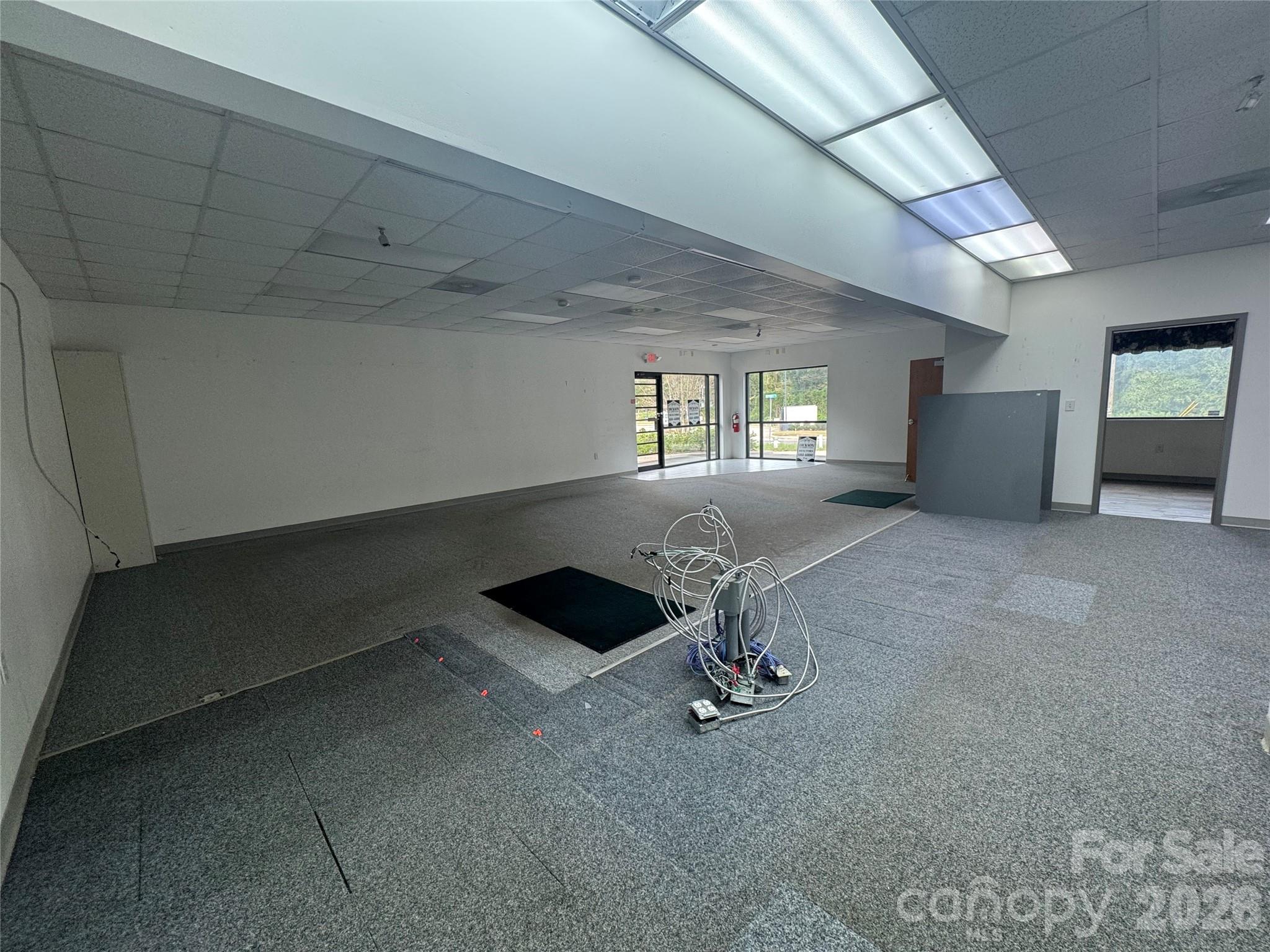 1007 Creekside Medical Drive Property Photo 7