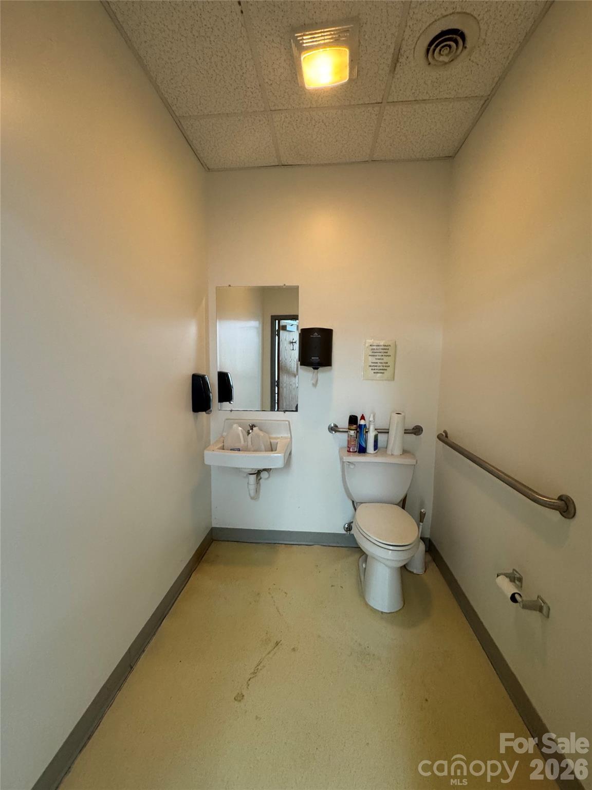 1007 Creekside Medical Drive Property Photo 9