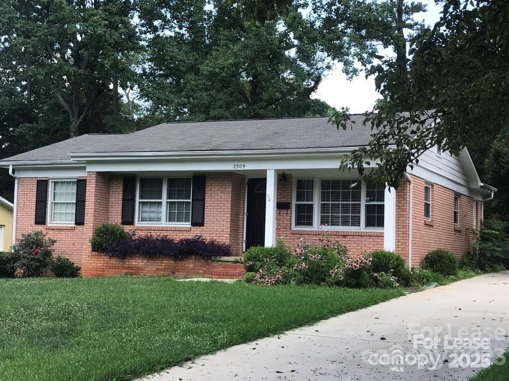 2309 Lanier Avenue Property Photo