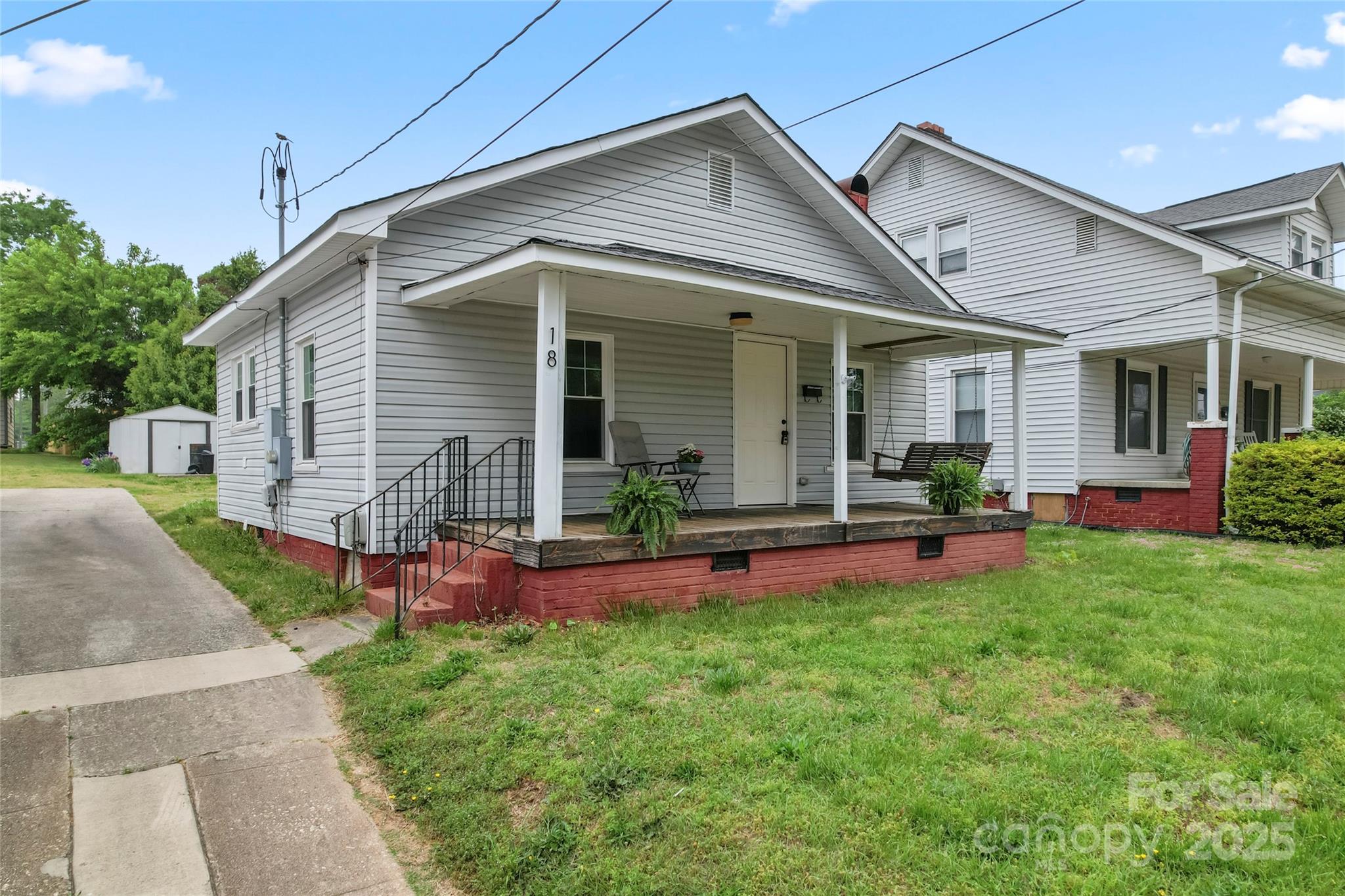 18 Douglas Avenue Property Photo