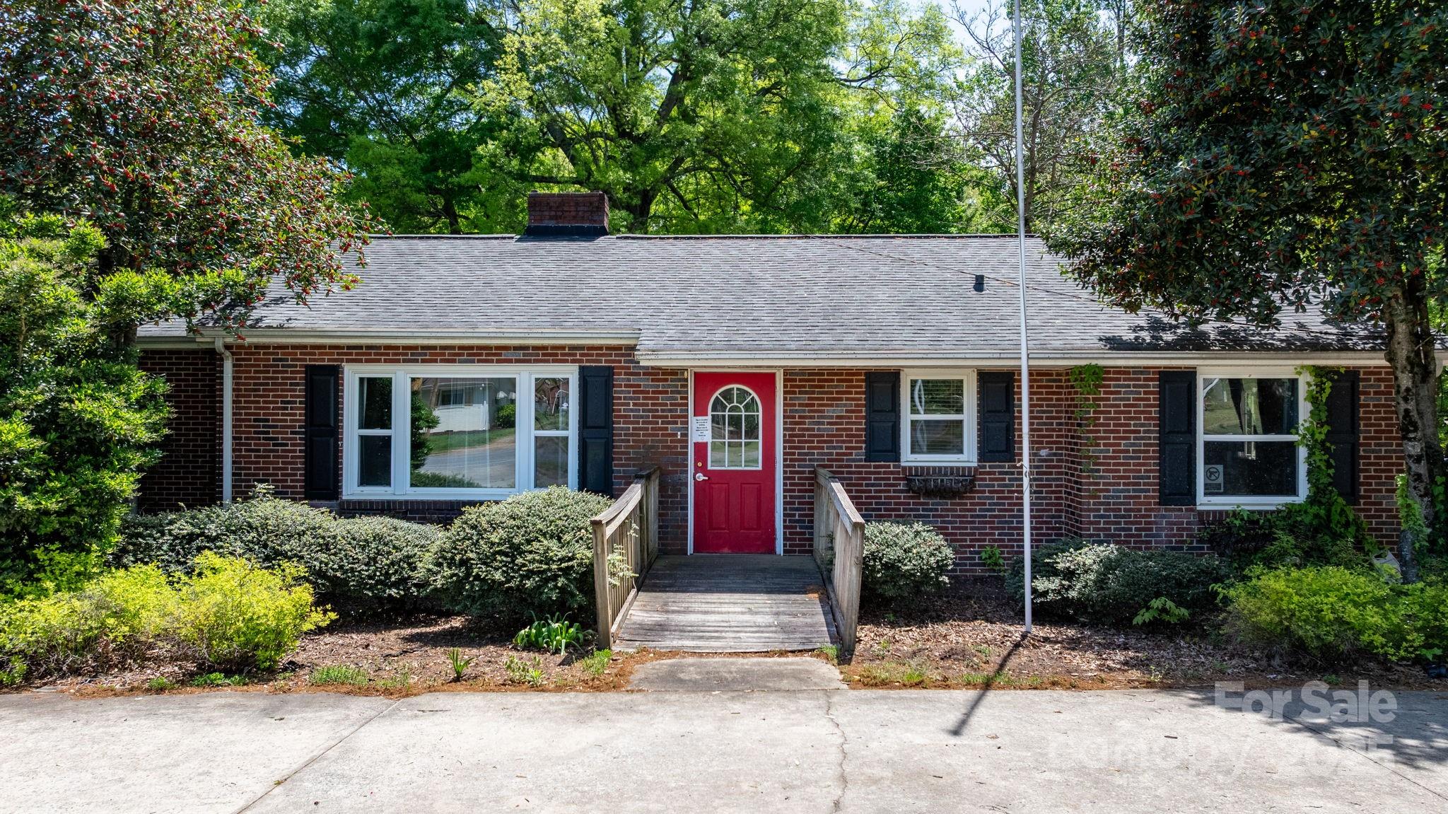 536 Hartness Road Property Photo