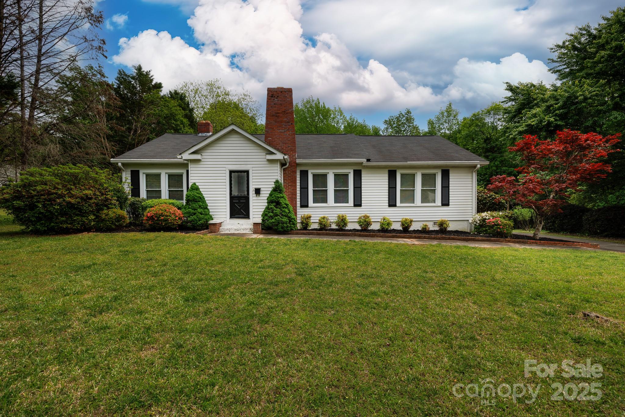 166 Still Avenue Property Photo