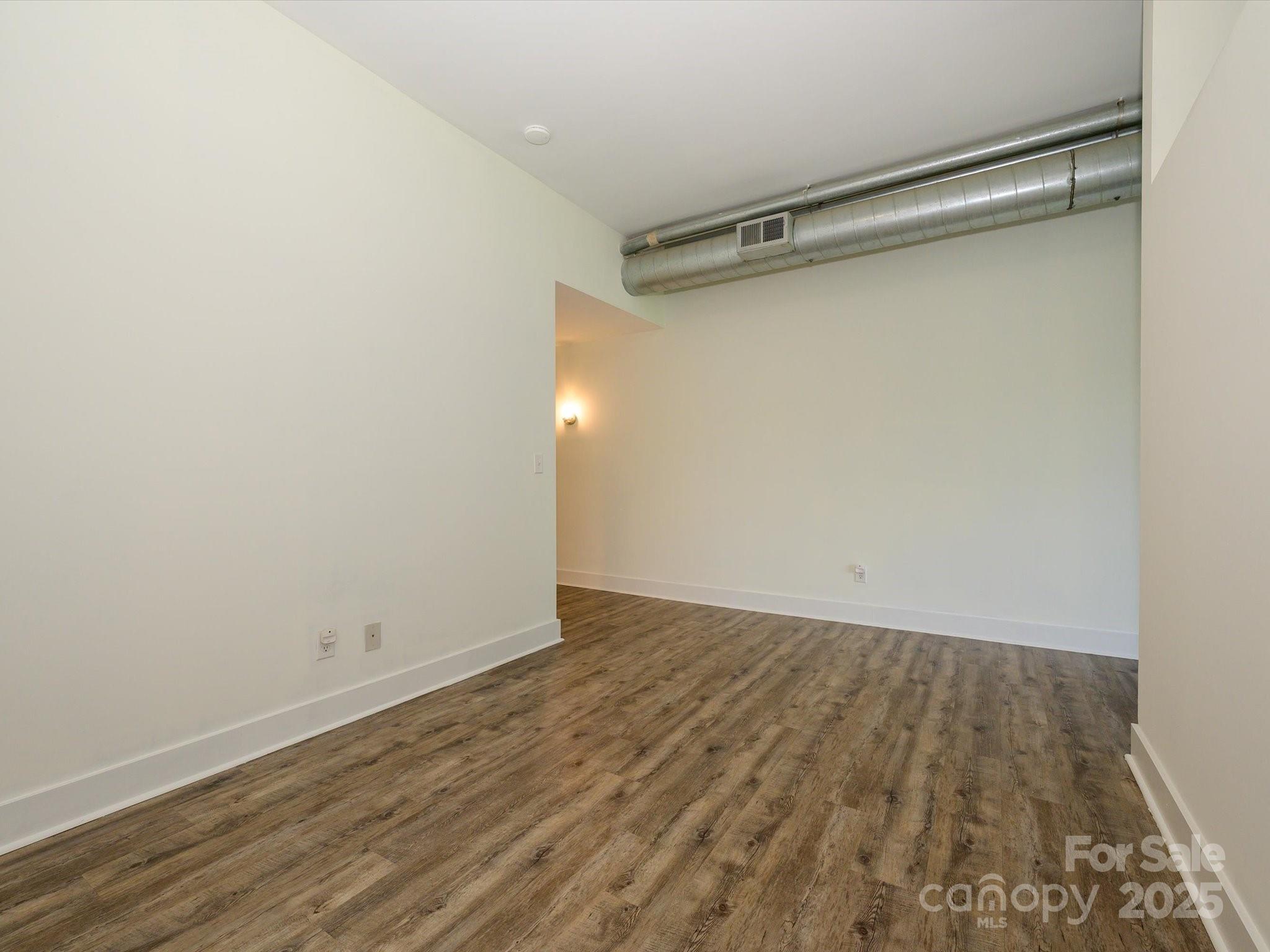 1611 Central Avenue 406 Property Photo 8