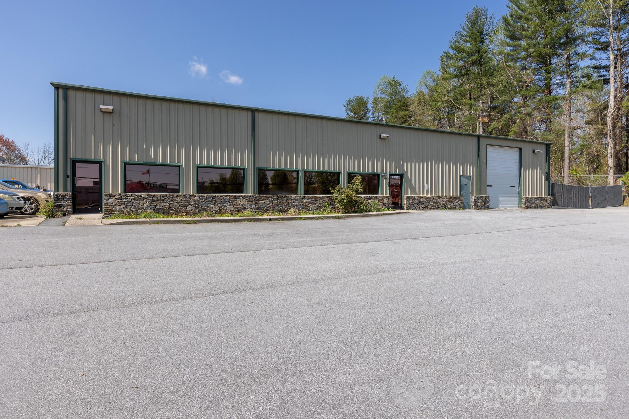 2997 Spartanburg Highway Property Photo 1