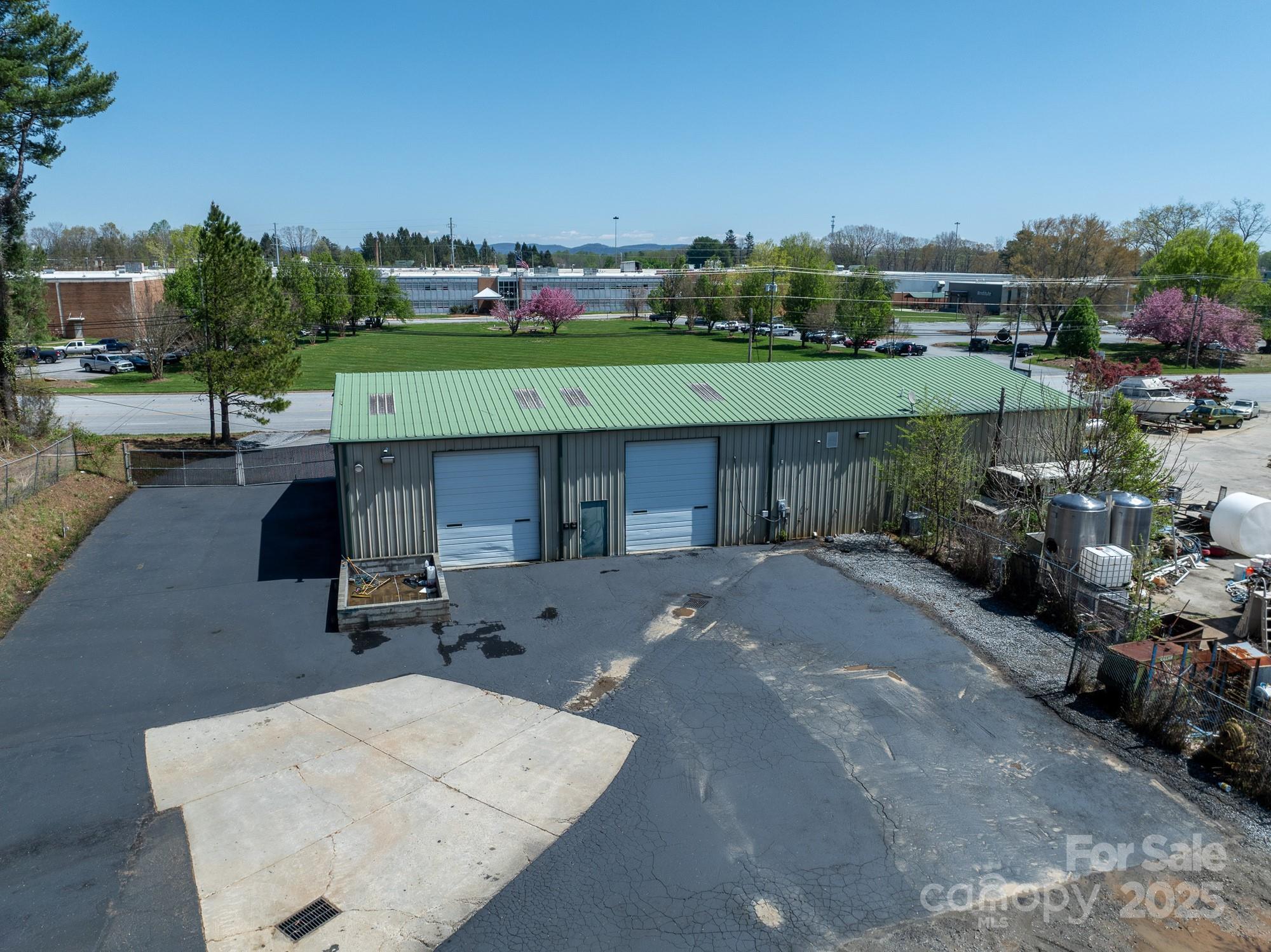 2997 Spartanburg Highway Property Photo 2