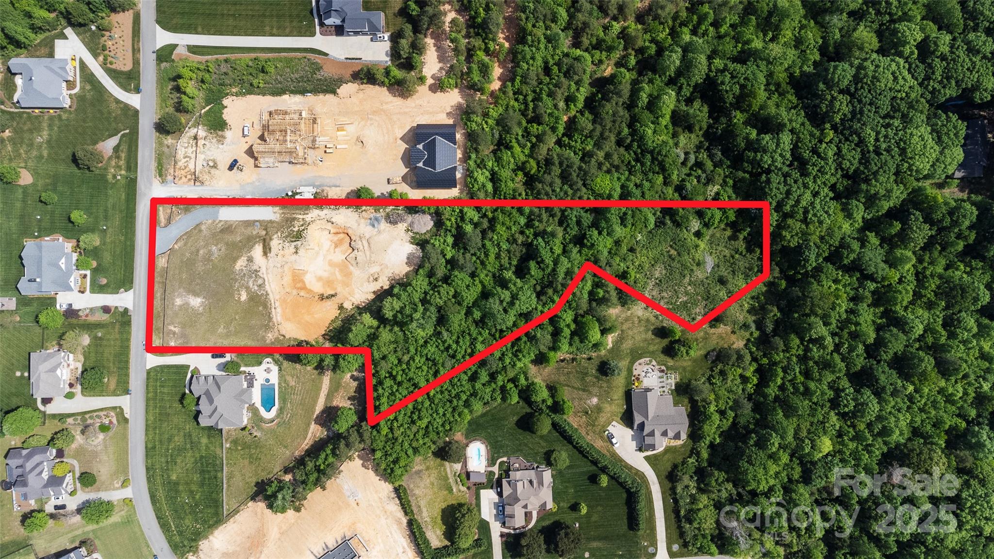 2811 Harrington Place Property Photo 5