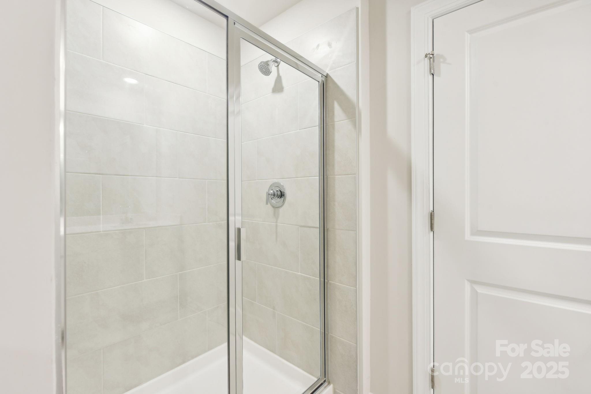 5024 Poplin Valley Property Photo 9