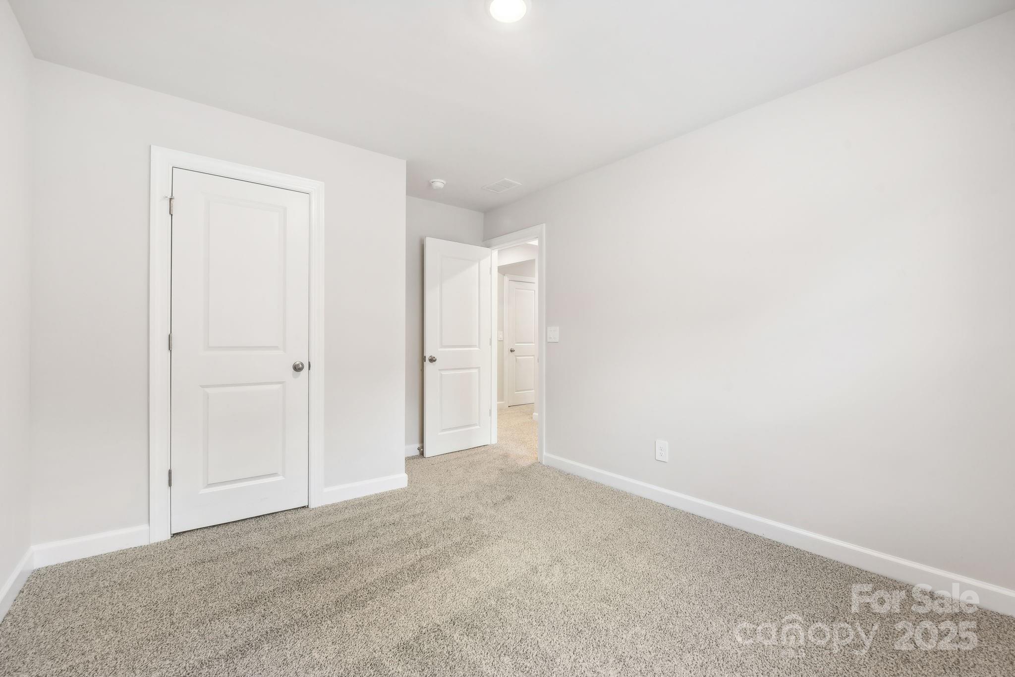 5024 Poplin Valley Property Photo 10