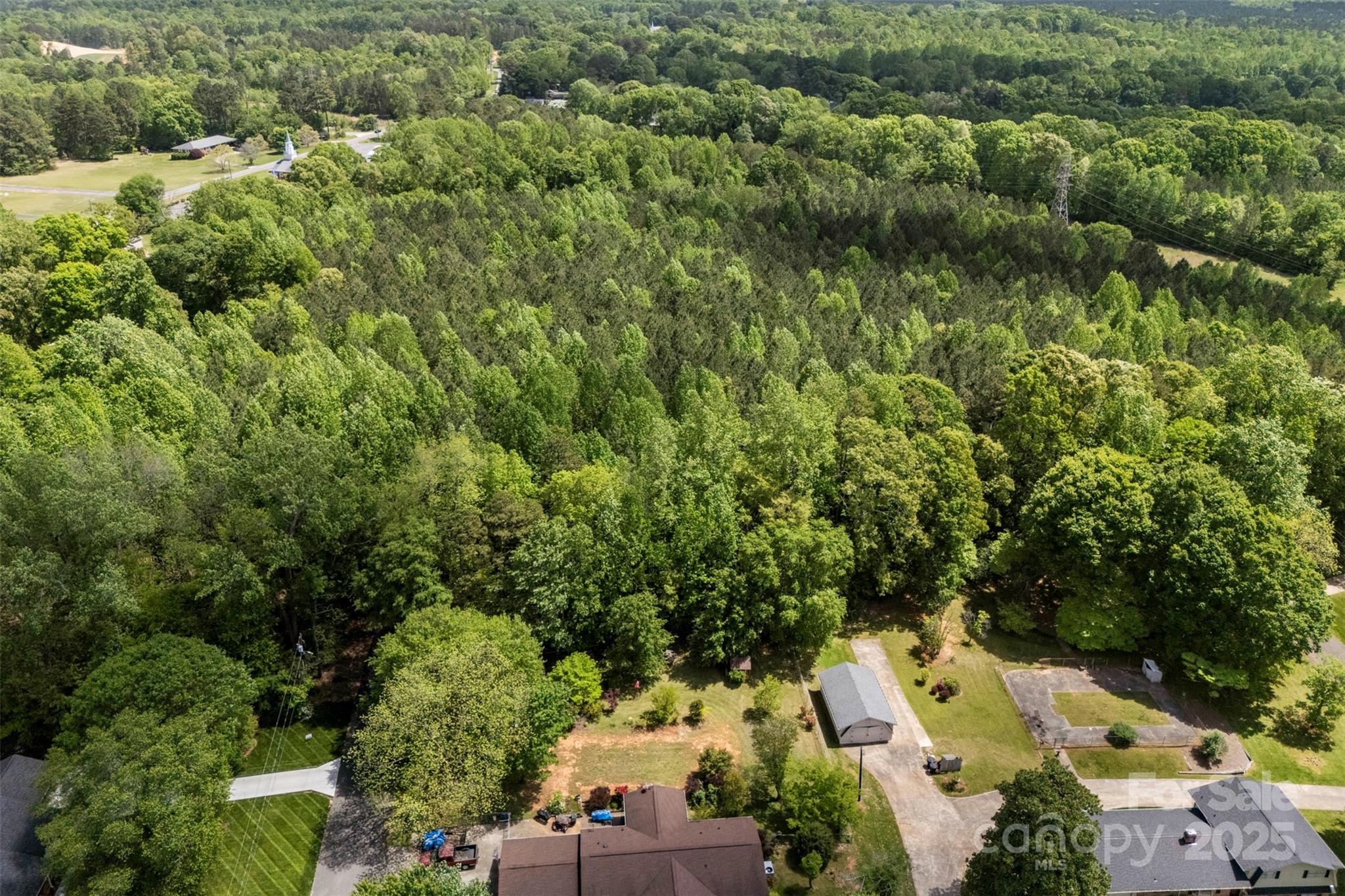210 Harrison Lane Property Photo 6