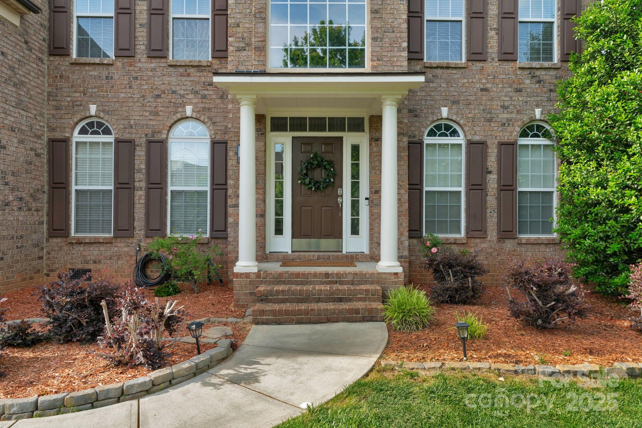 1116 Crooked River Drive Property Photo 1