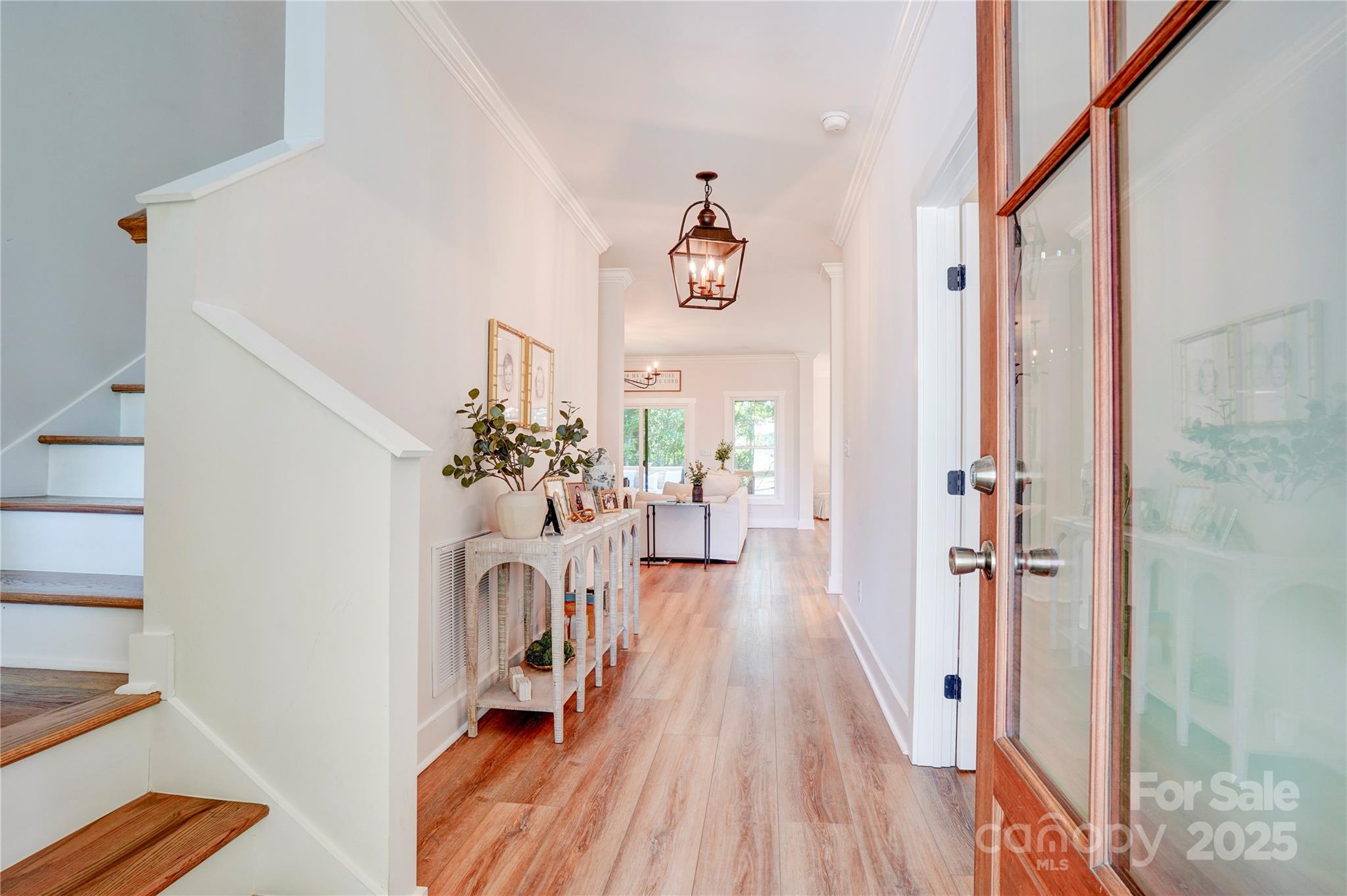 1030 Little Cowgirl Lane Property Photo 4