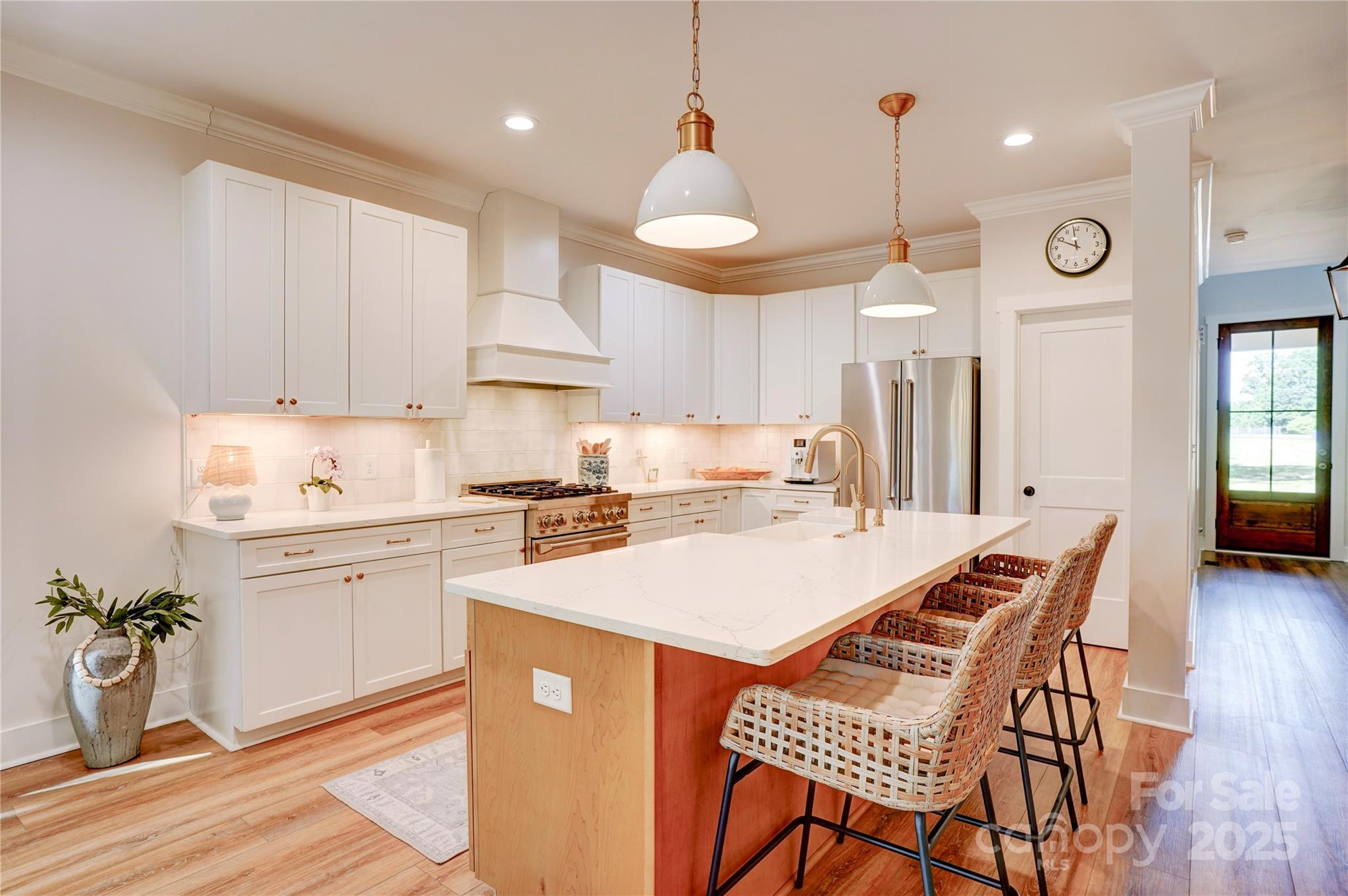 1030 Little Cowgirl Lane Property Photo 9