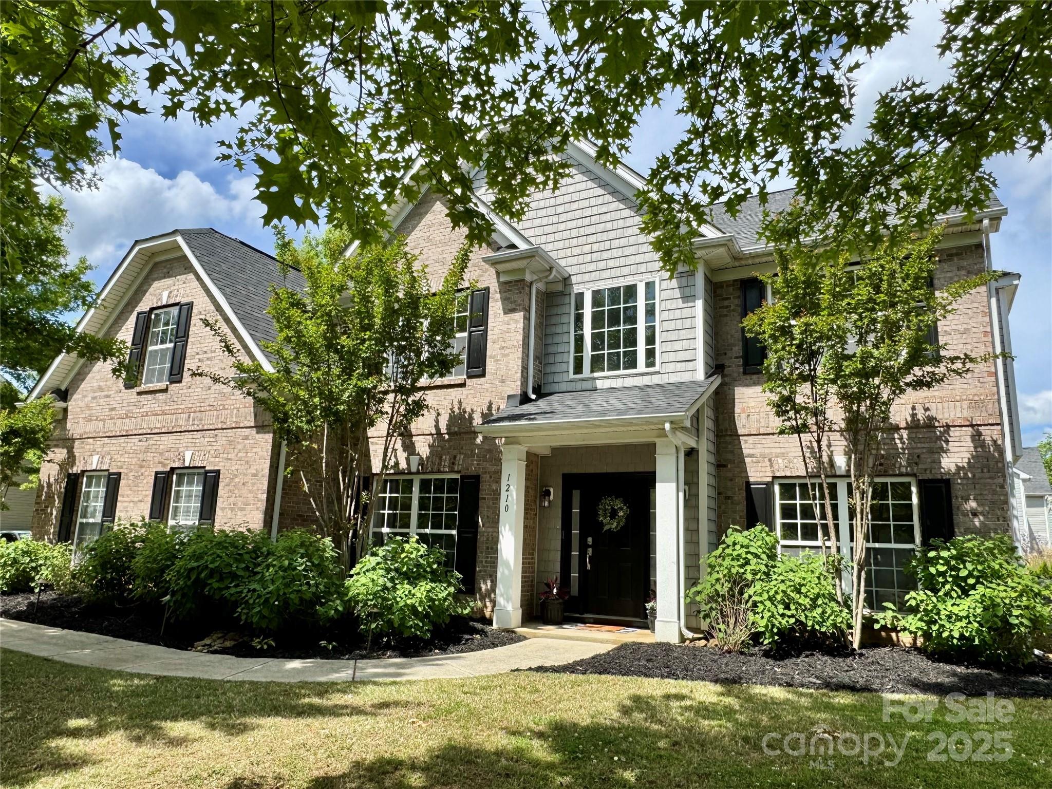 1210 Langdon Terrace Drive Property Photo
