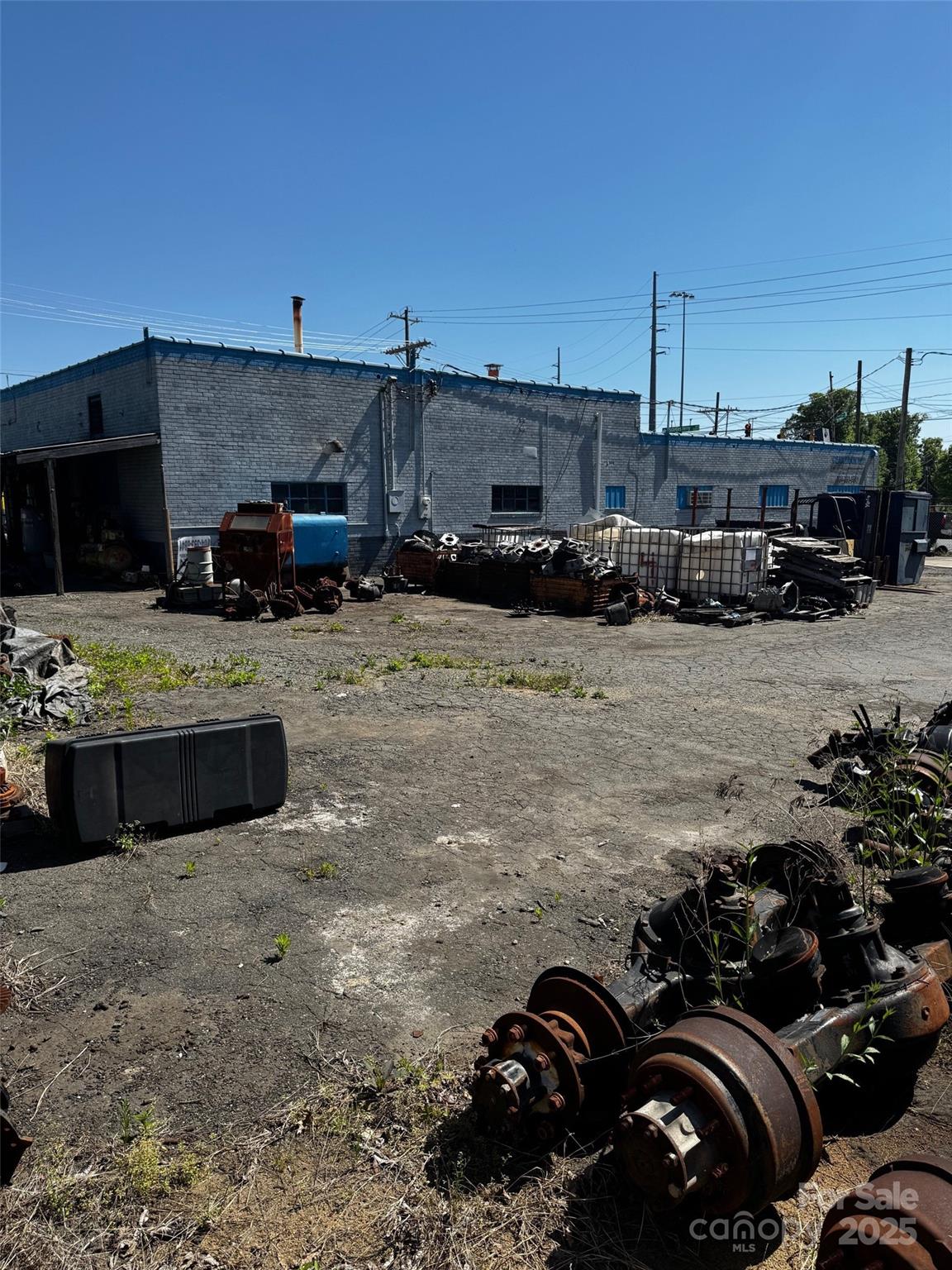 5300 Rozzelles Ferry Road Property Photo 4