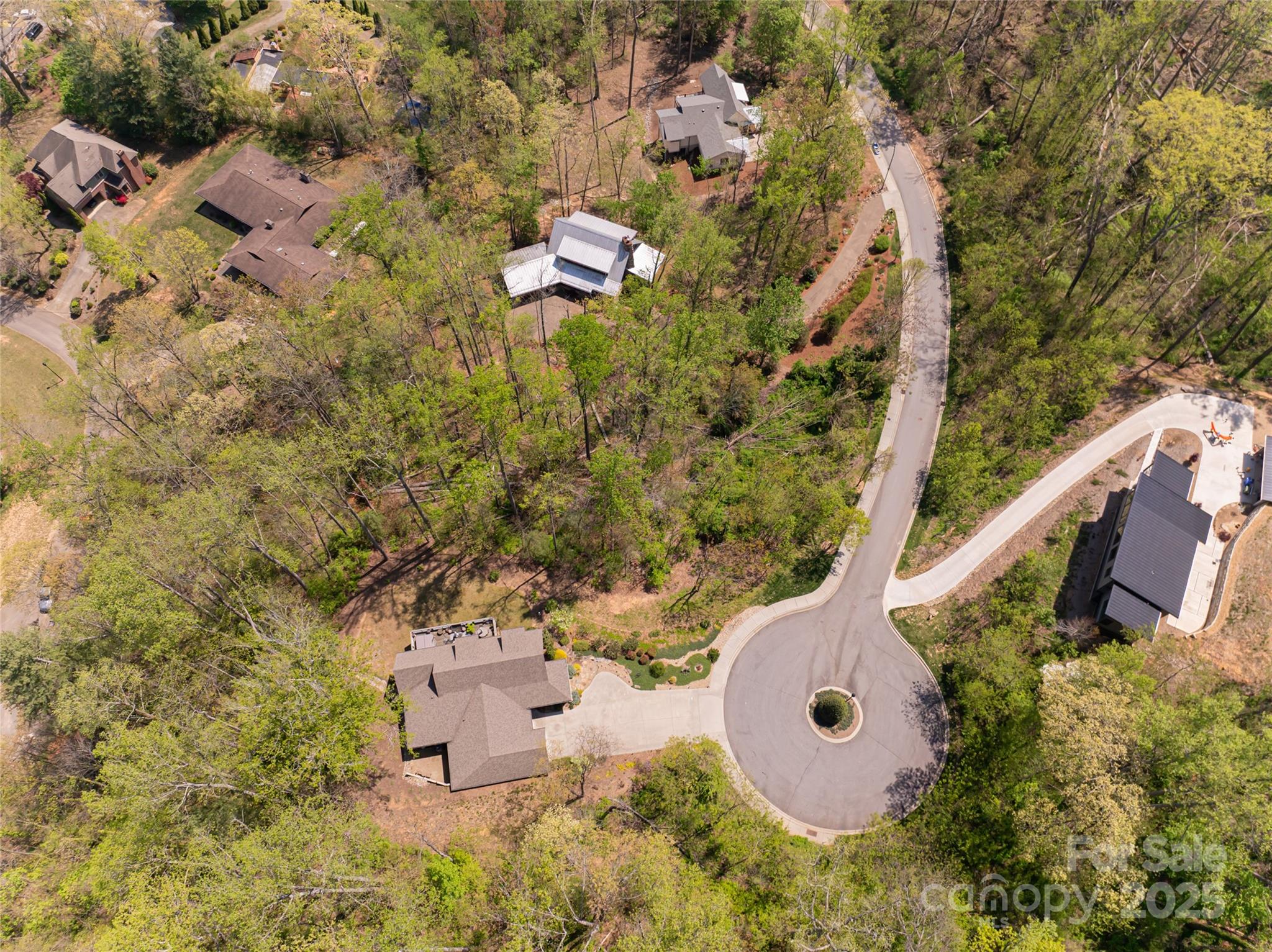 15 La Grange Drive Property Photo 6