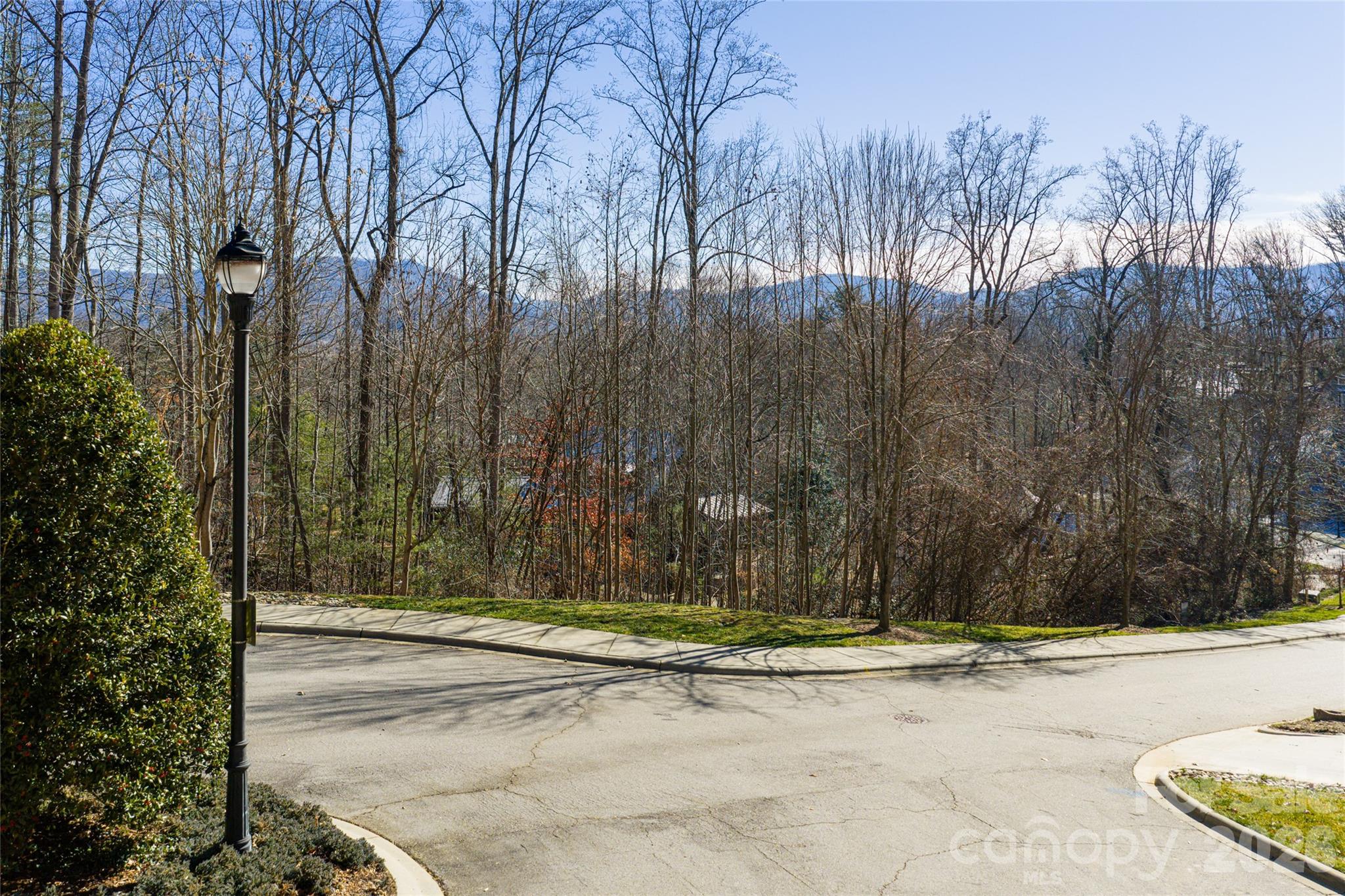 15 La Grange Drive 23 Property Photo 6