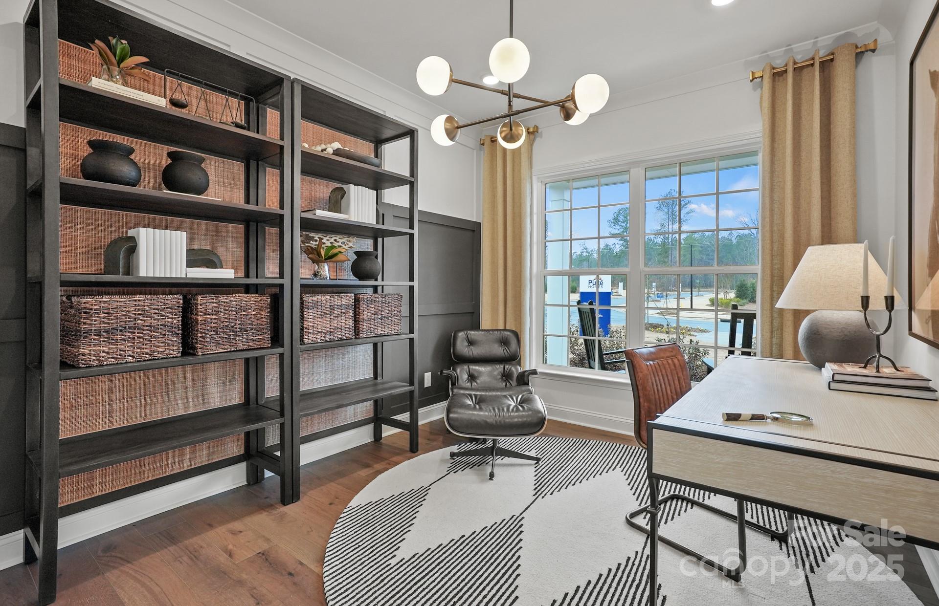 2208 Riverbend Avenue 21 Property Photo 4