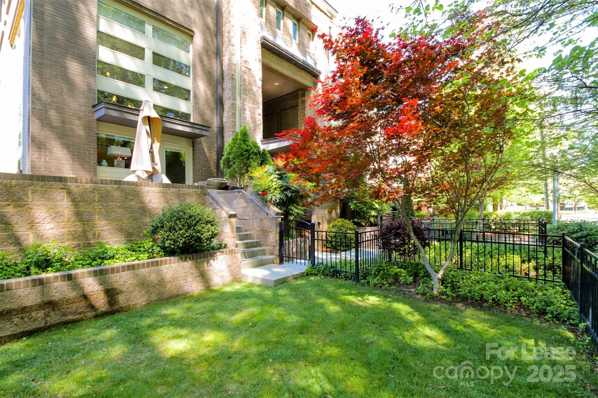 420 Queens Road 1 Property Photo