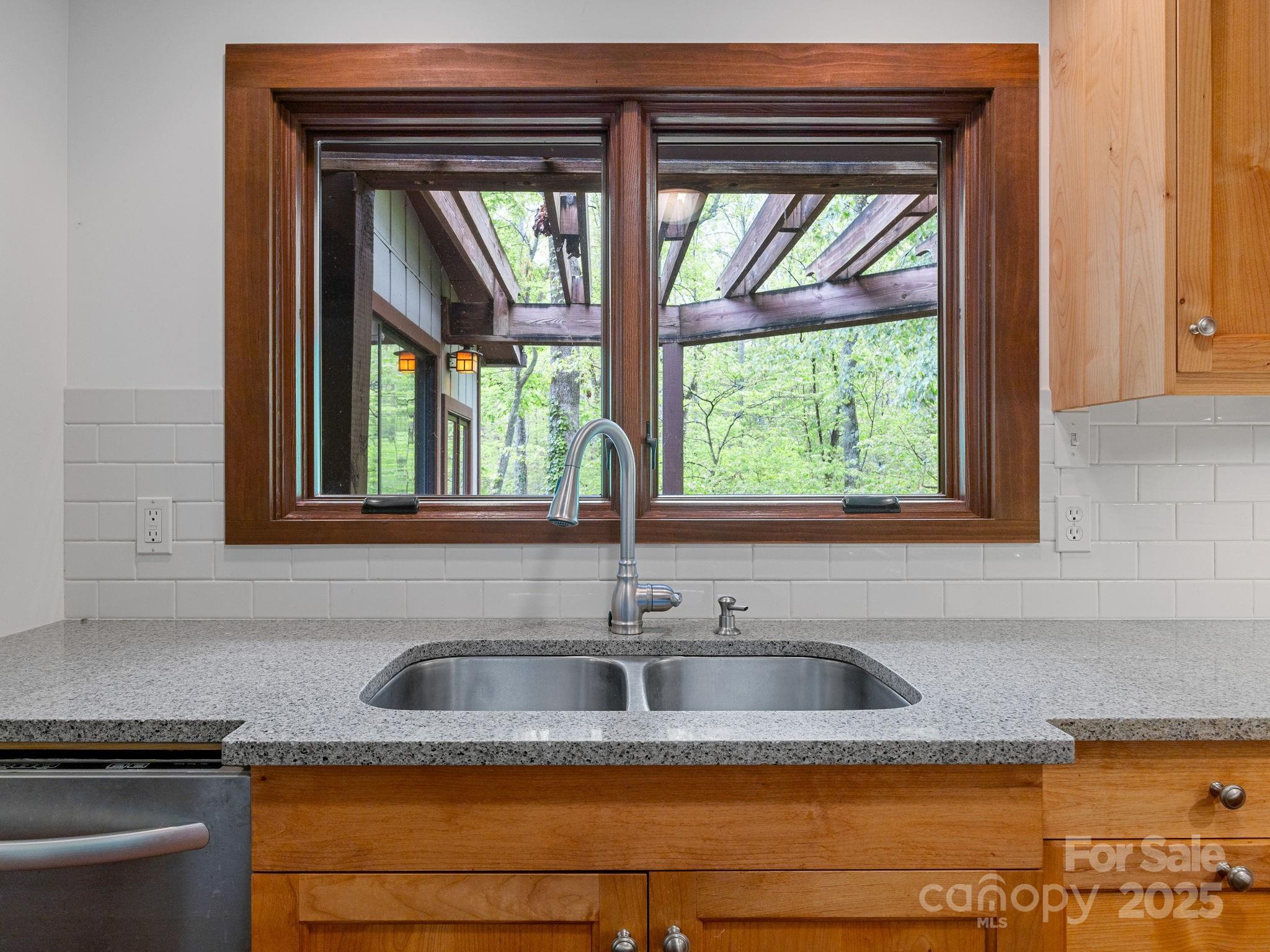 241 Pinefield Drive Property Photo 5