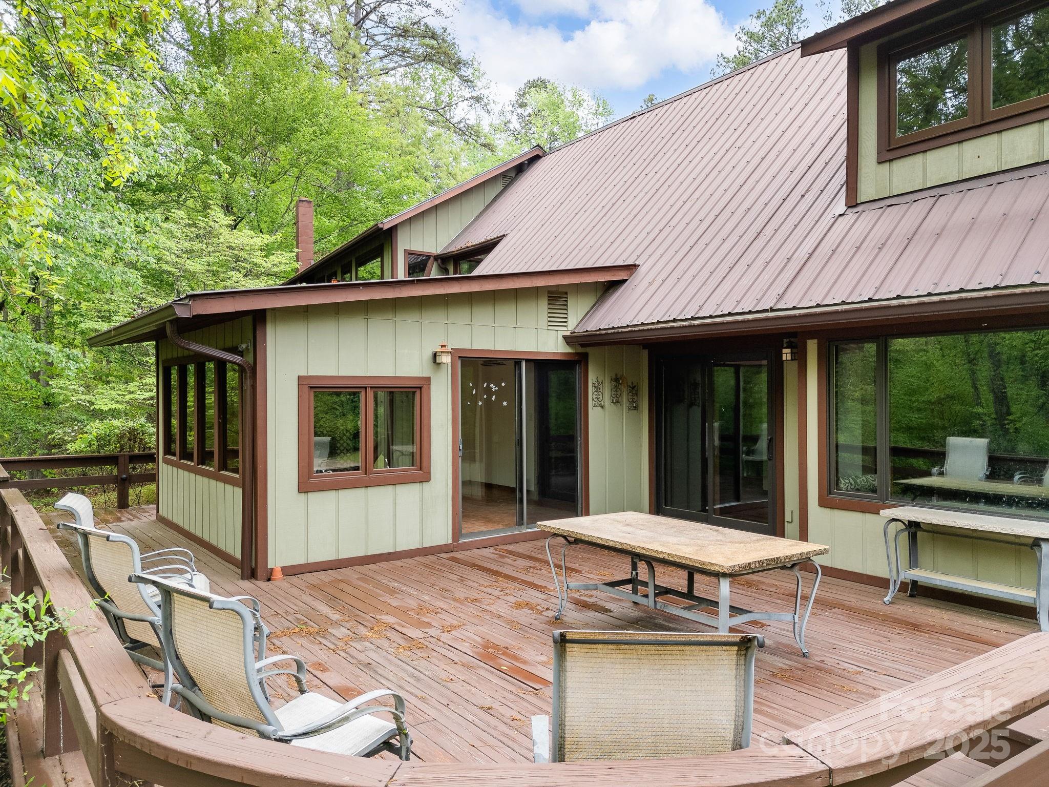 241 Pinefield Drive Property Photo 38