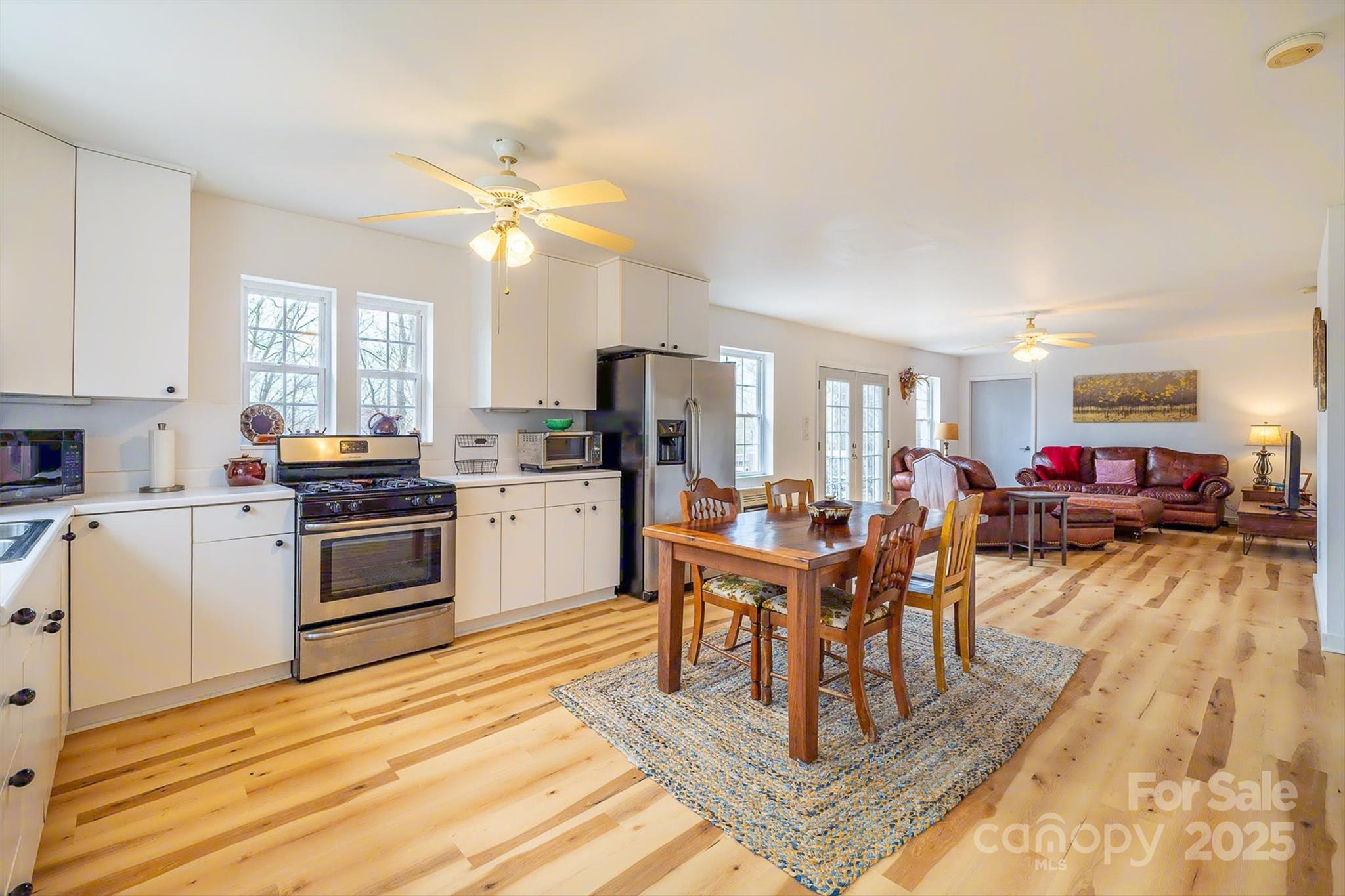 661 Old Chestnut Mountain Road Property Photo