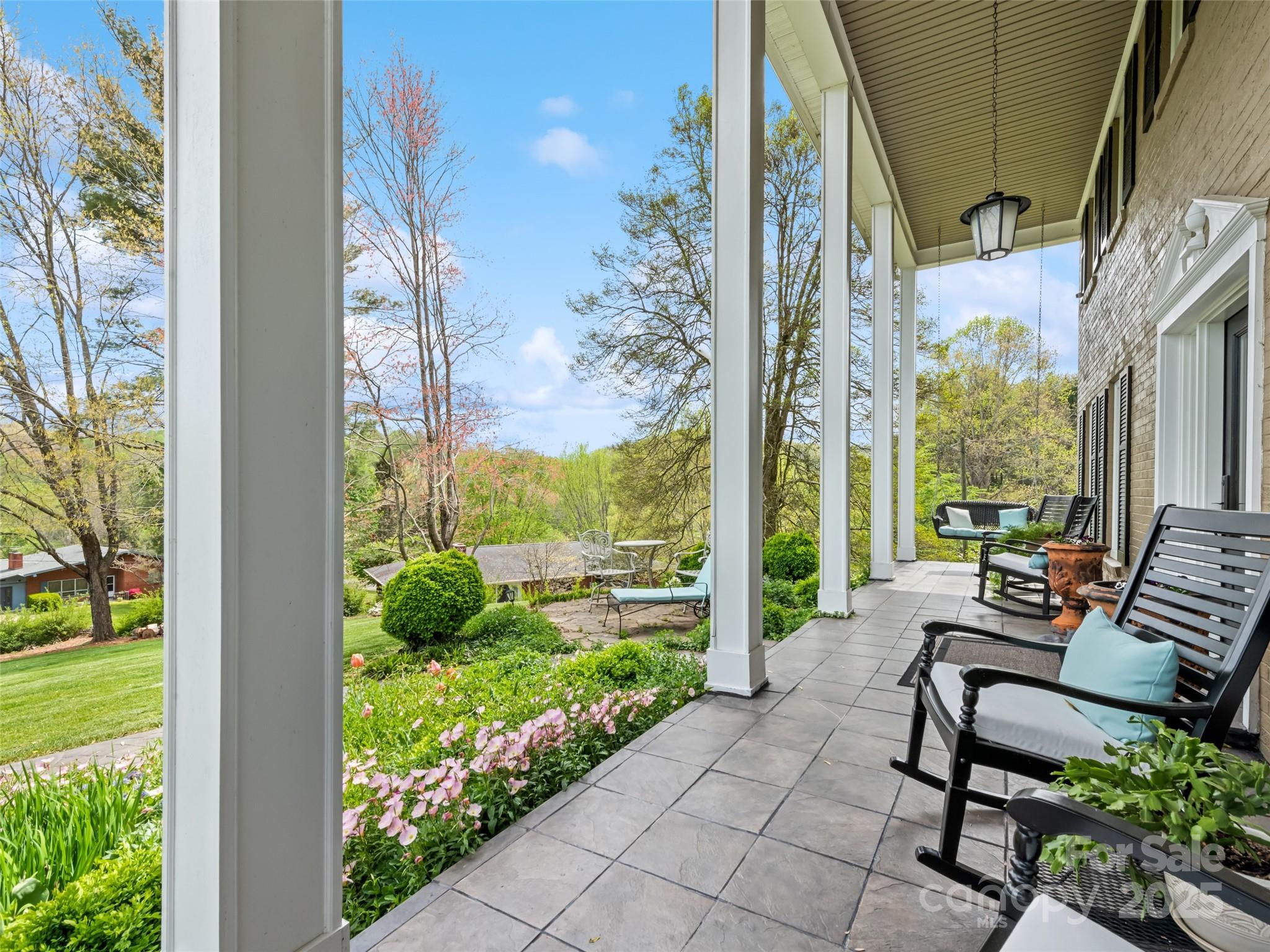 60 Club Knoll Avenue Property Photo 9