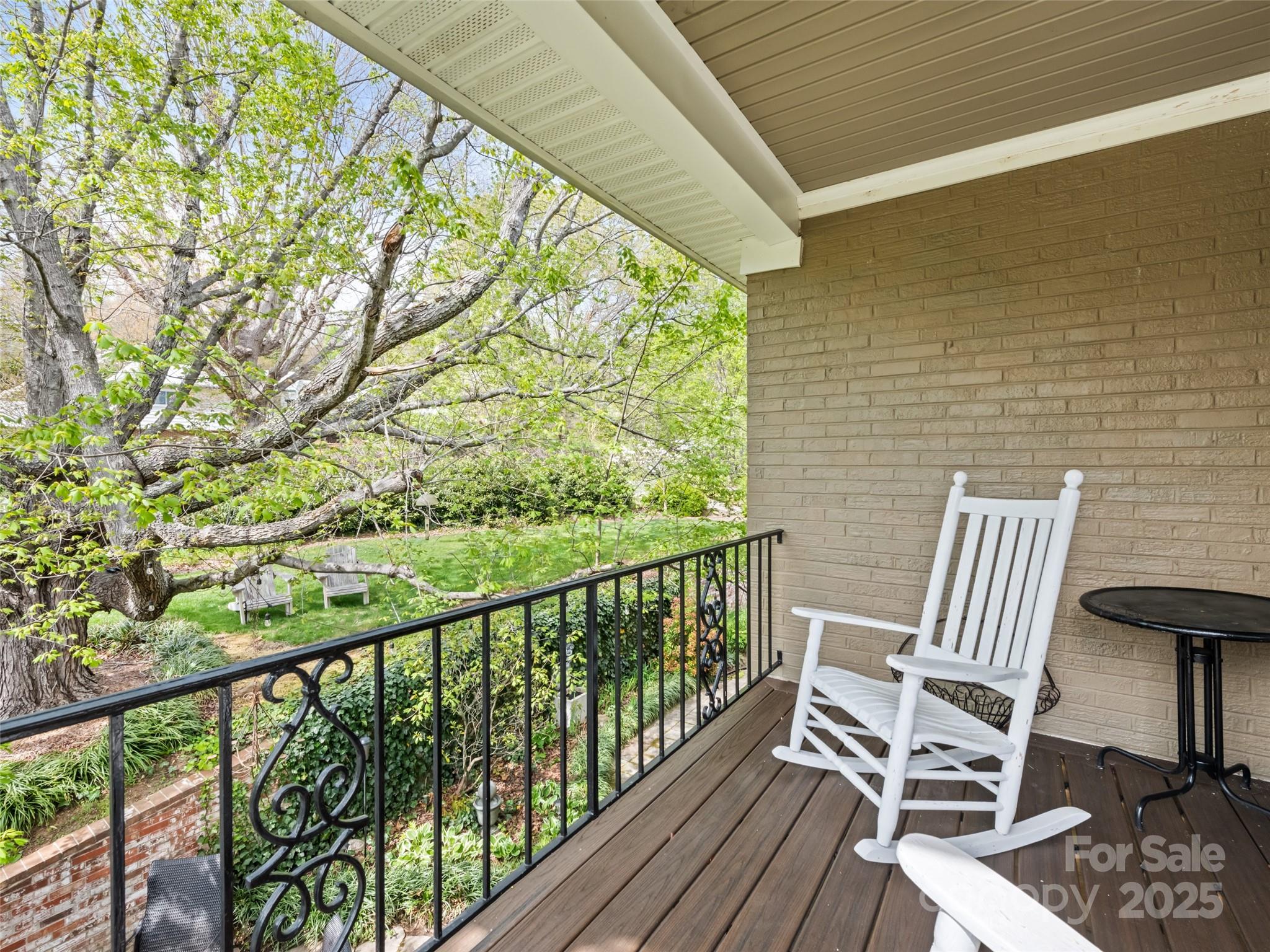 60 Club Knoll Avenue Property Photo 16