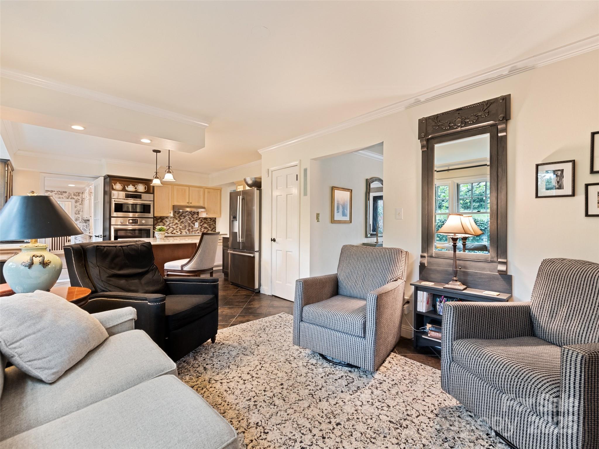 60 Club Knoll Avenue Property Photo 21