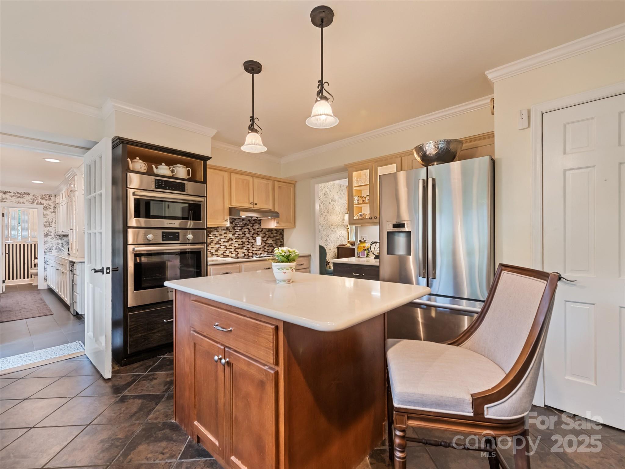 60 Club Knoll Avenue Property Photo 23