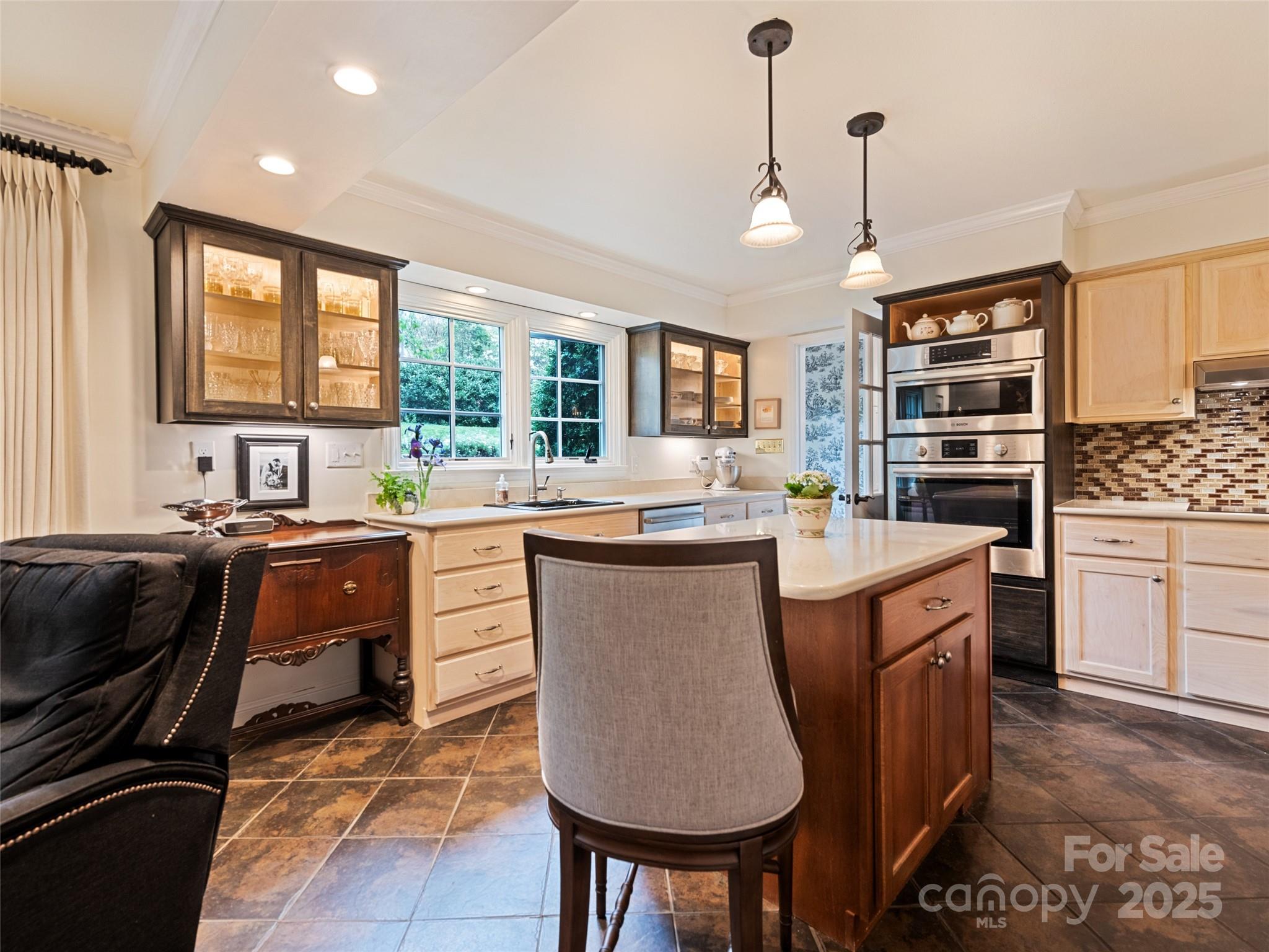 60 Club Knoll Avenue Property Photo 24