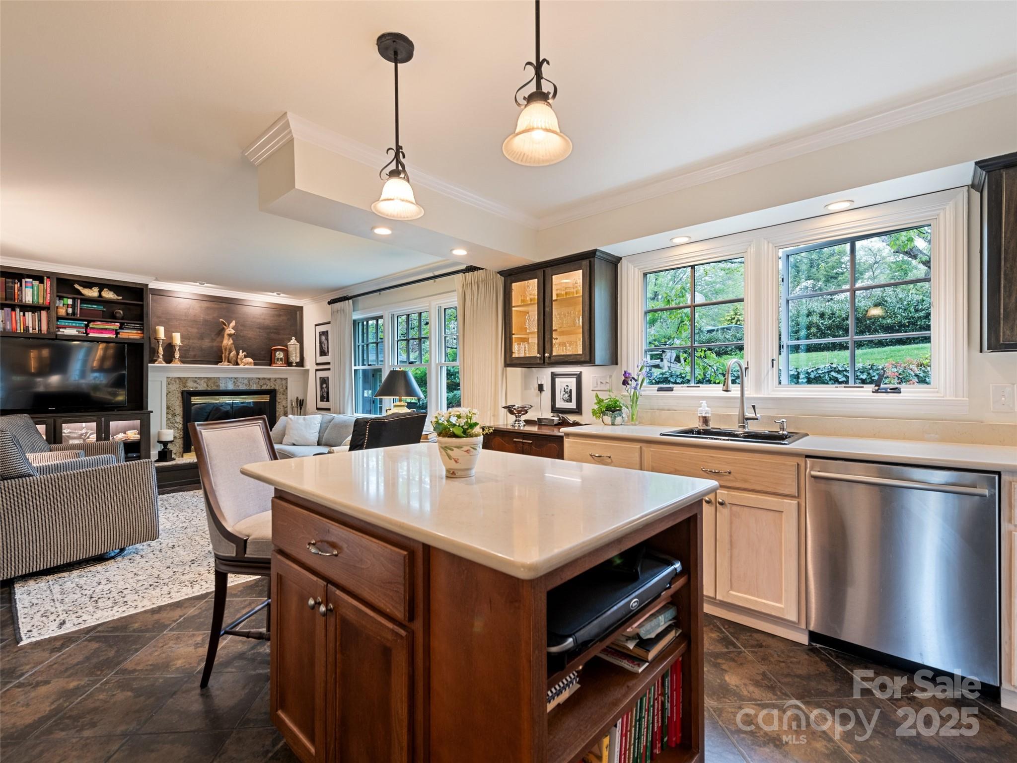 60 Club Knoll Avenue Property Photo 25