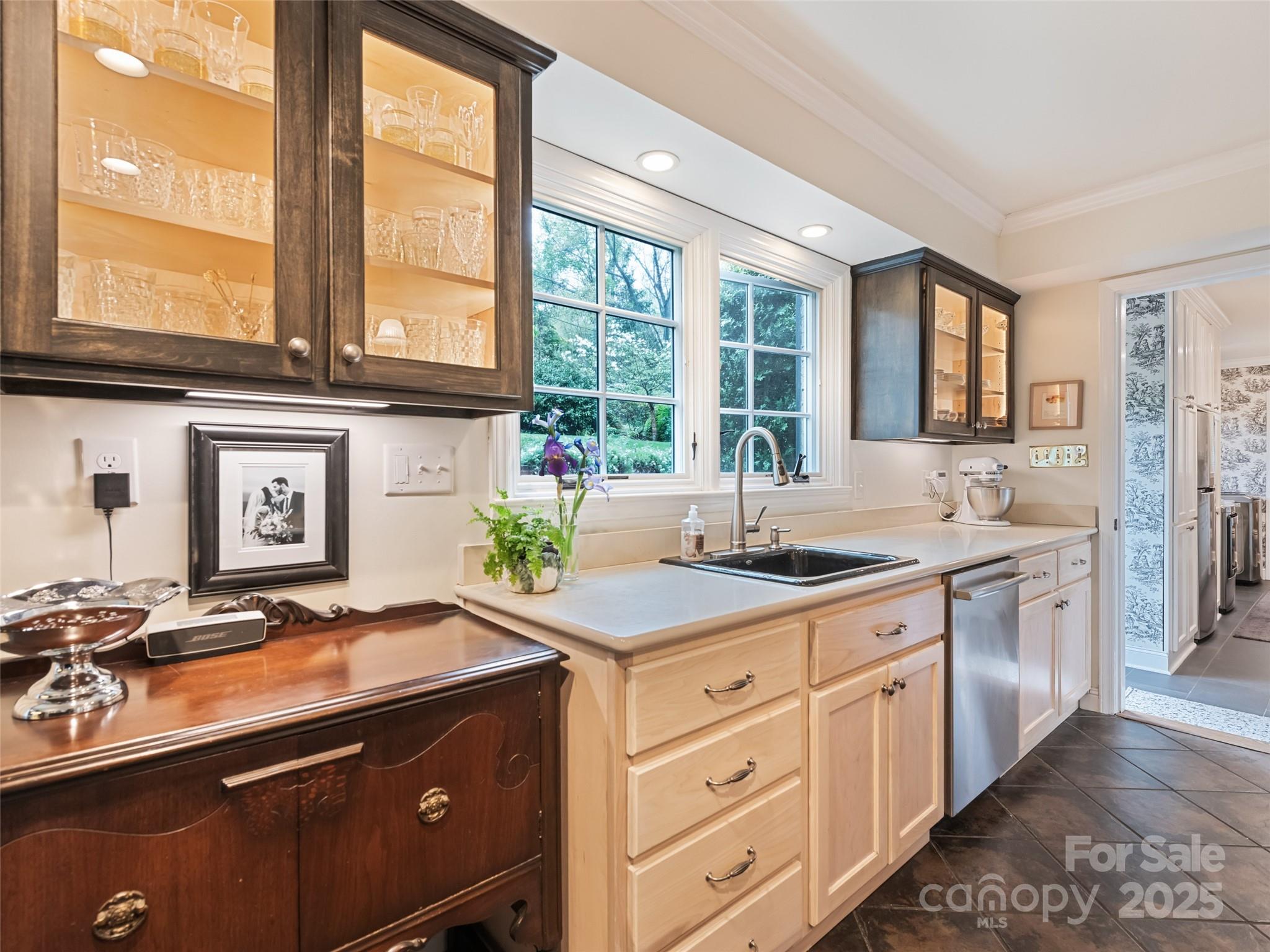 60 Club Knoll Avenue Property Photo 27