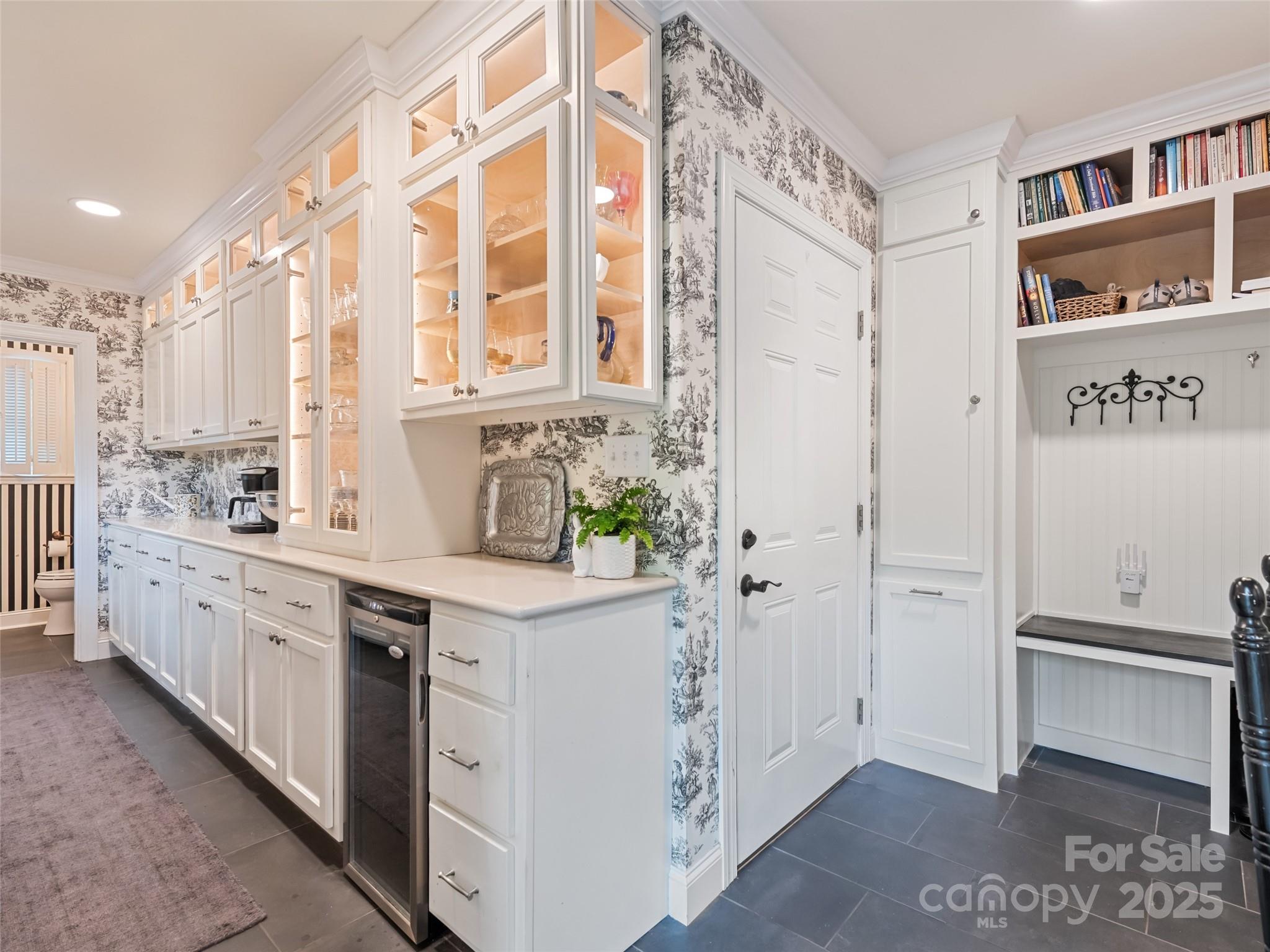 60 Club Knoll Avenue Property Photo 28